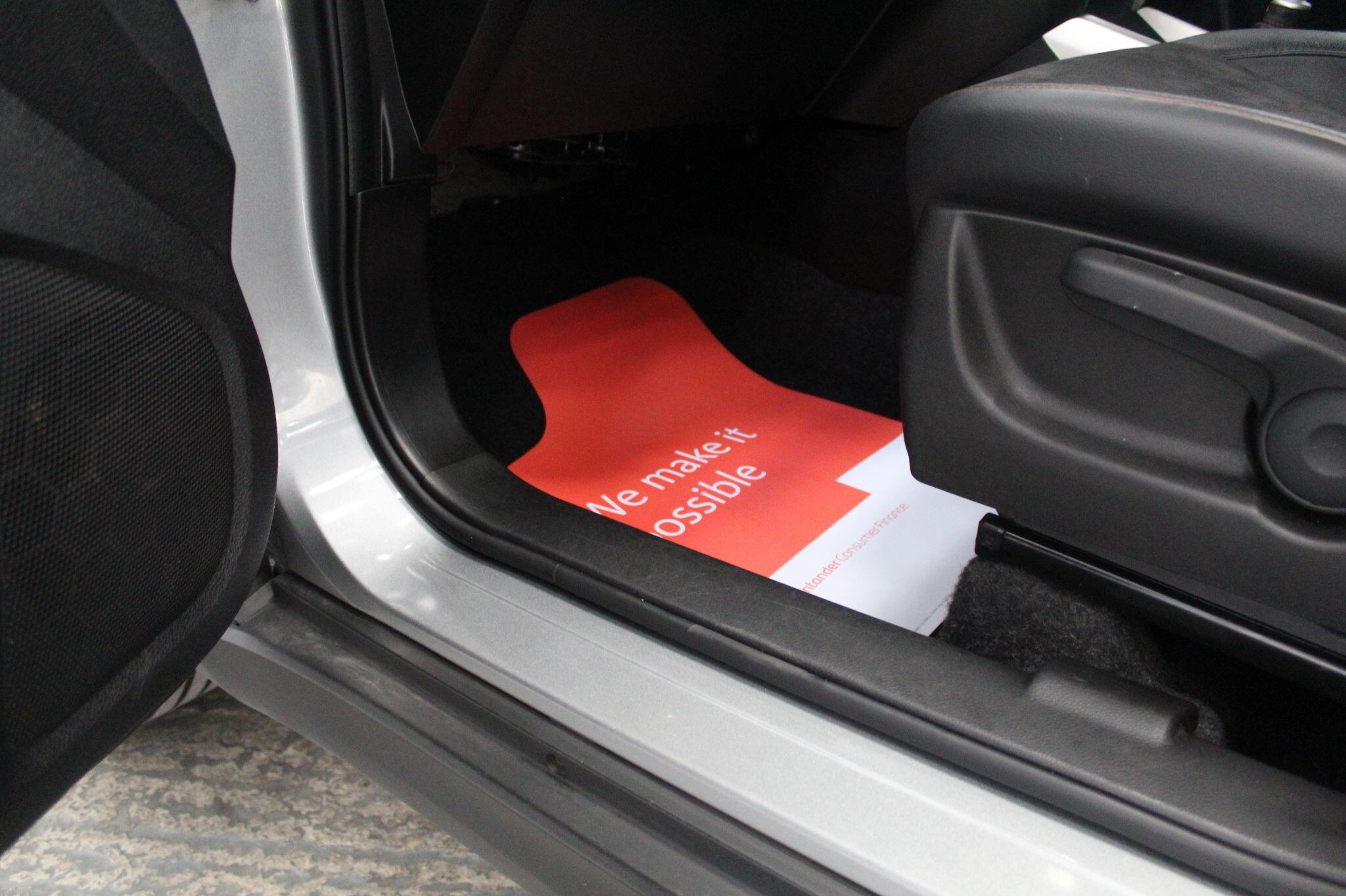 Suzuki Vitara view 32