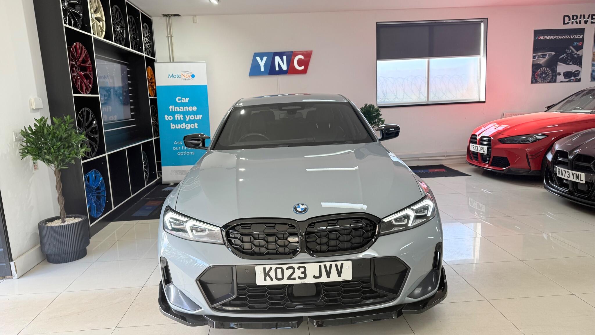 BMW 3 Series view 51