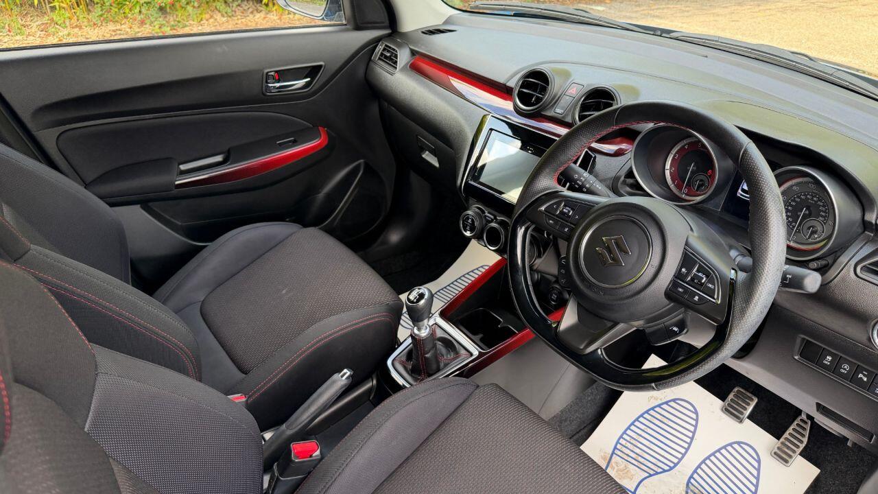 Suzuki Swift view 8