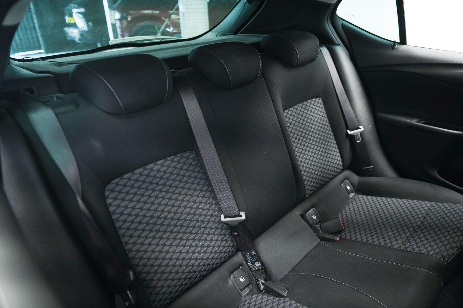 Vauxhall Astra view 14