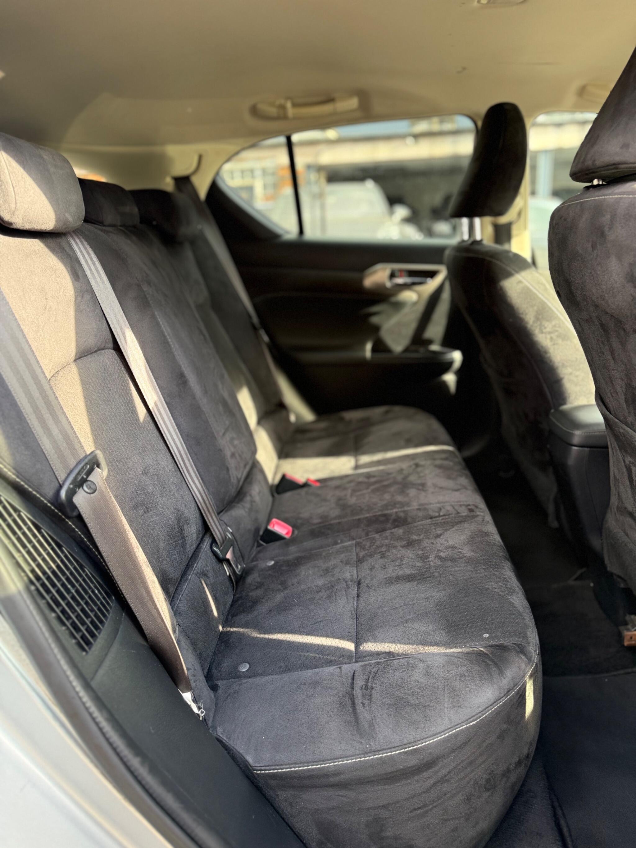 Lexus CT view 12
