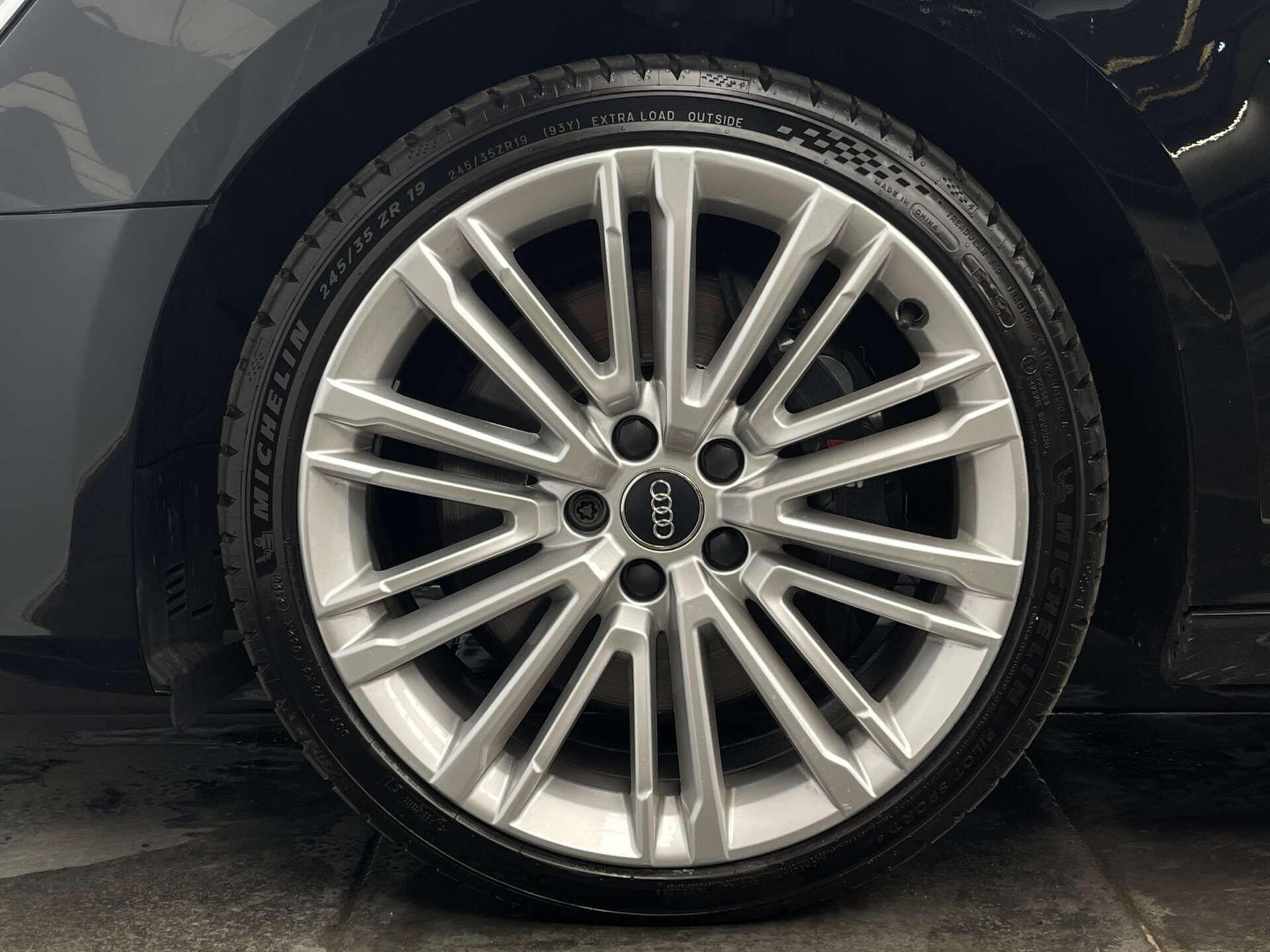Audi S4 view 45