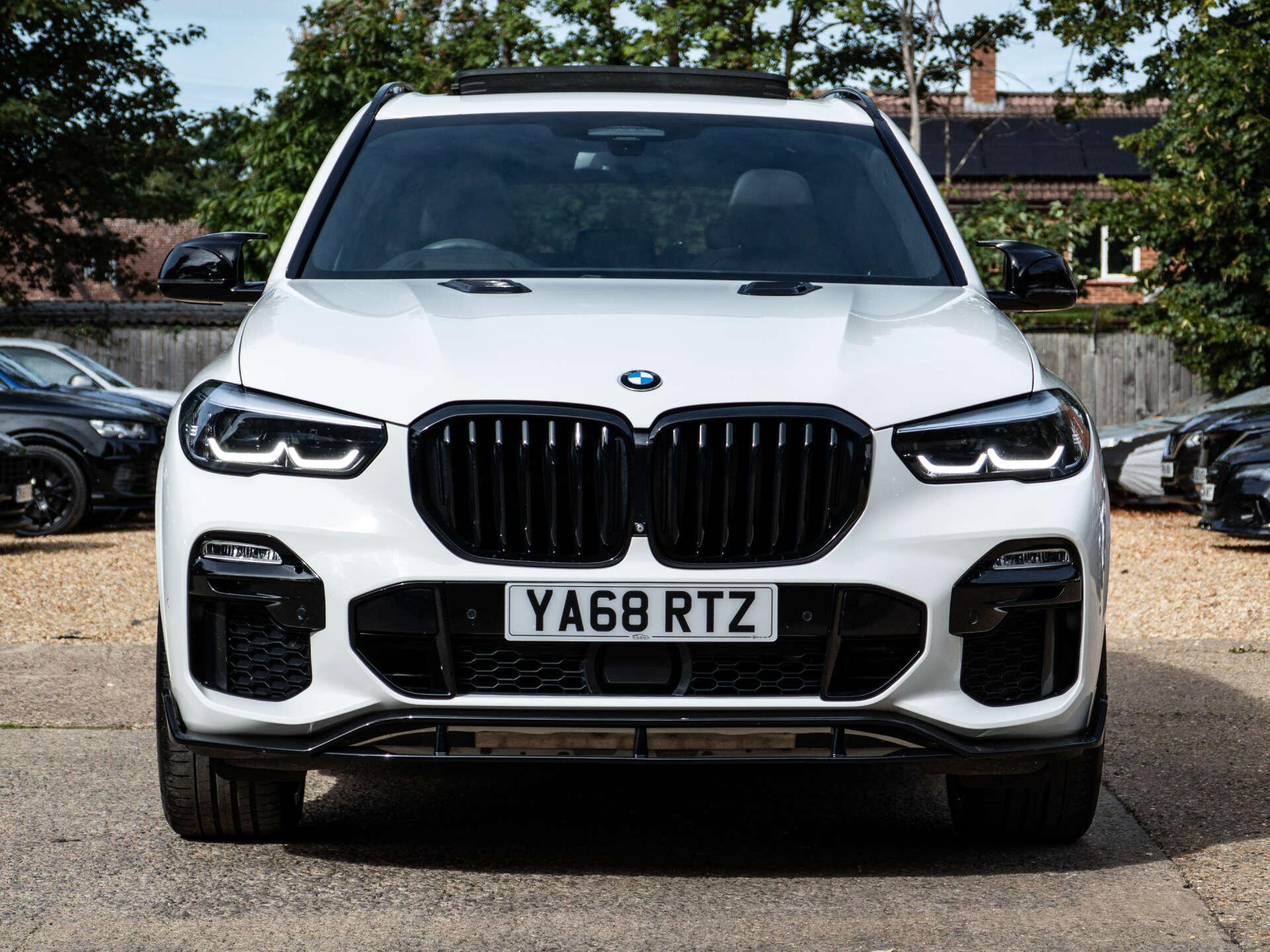 BMW X5 view 10