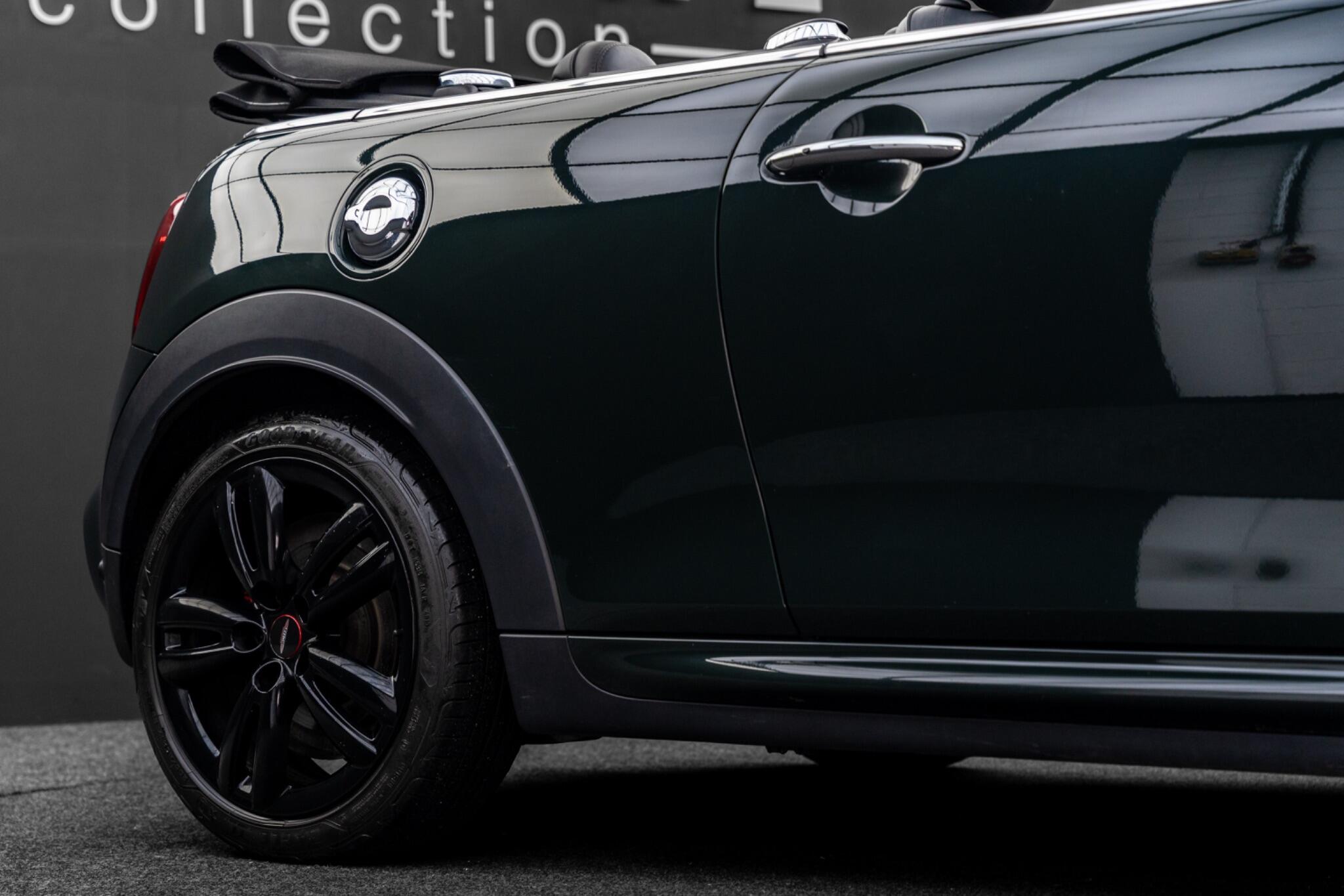 MINI Convertible view 36