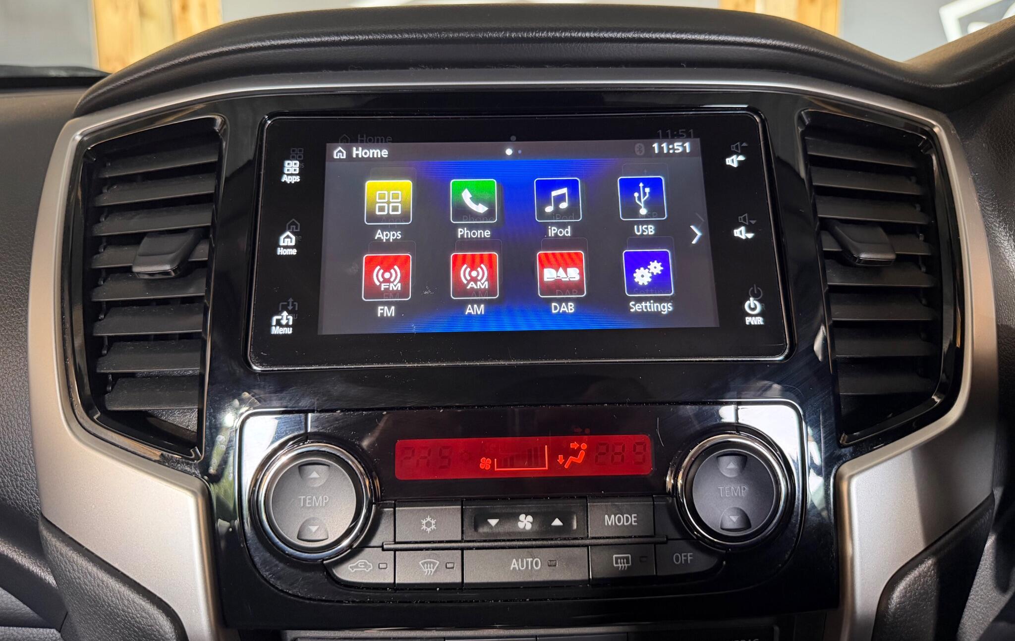 Mitsubishi L200 view 28
