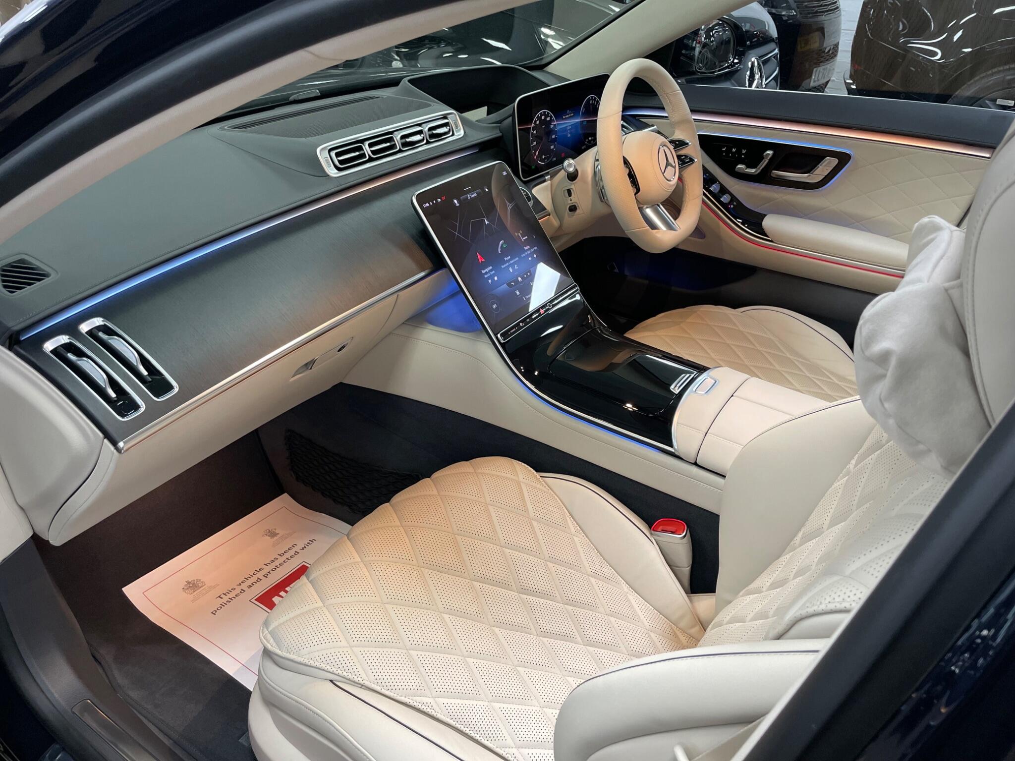 Mercedes-Benz S-Class view 25
