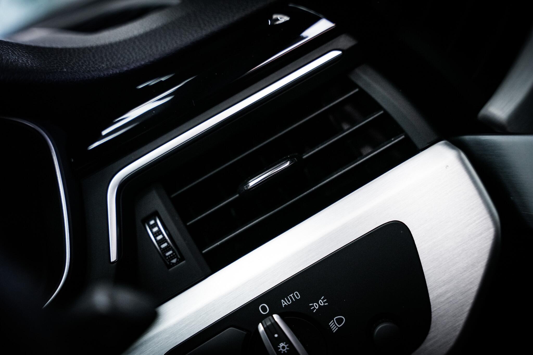 Audi A4 view 56