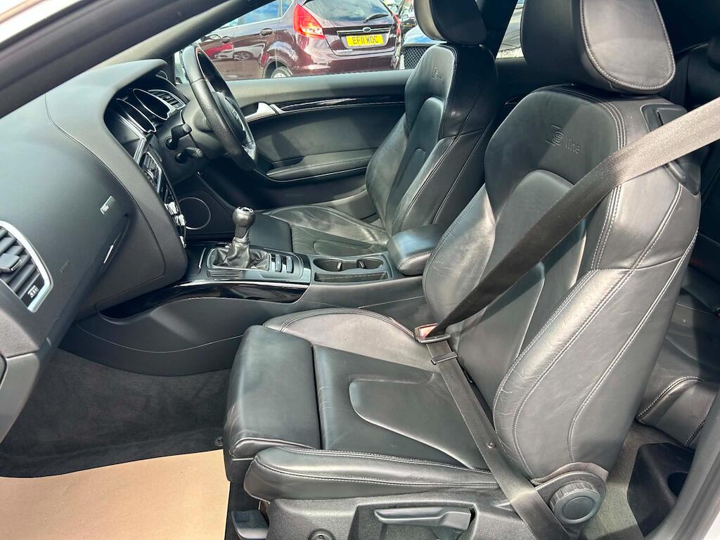 Audi A5 view 9