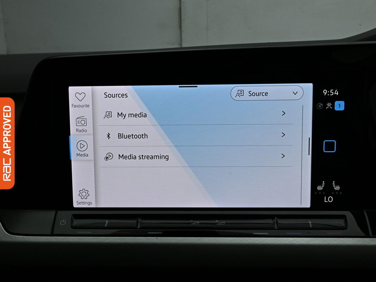 Volkswagen Golf view 14