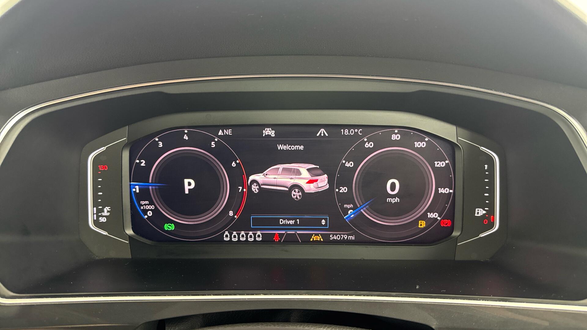 Volkswagen Tiguan Allspace view 13