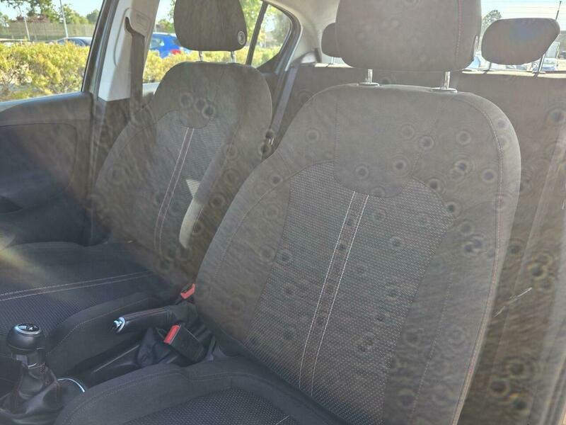 Vauxhall Corsa view 31
