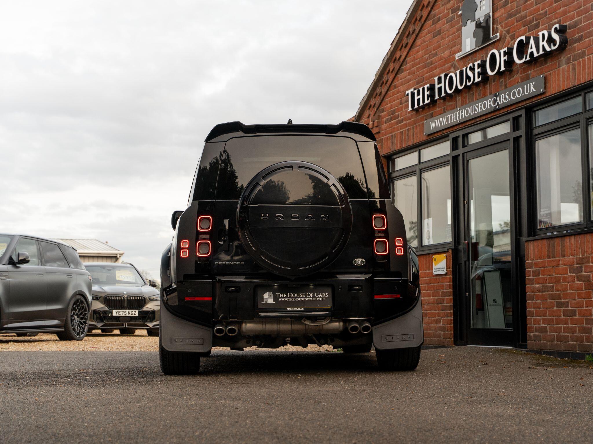 Land Rover Defender view 16