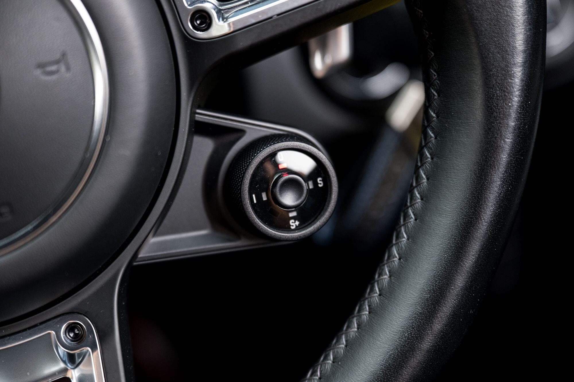 Porsche 911 view 50