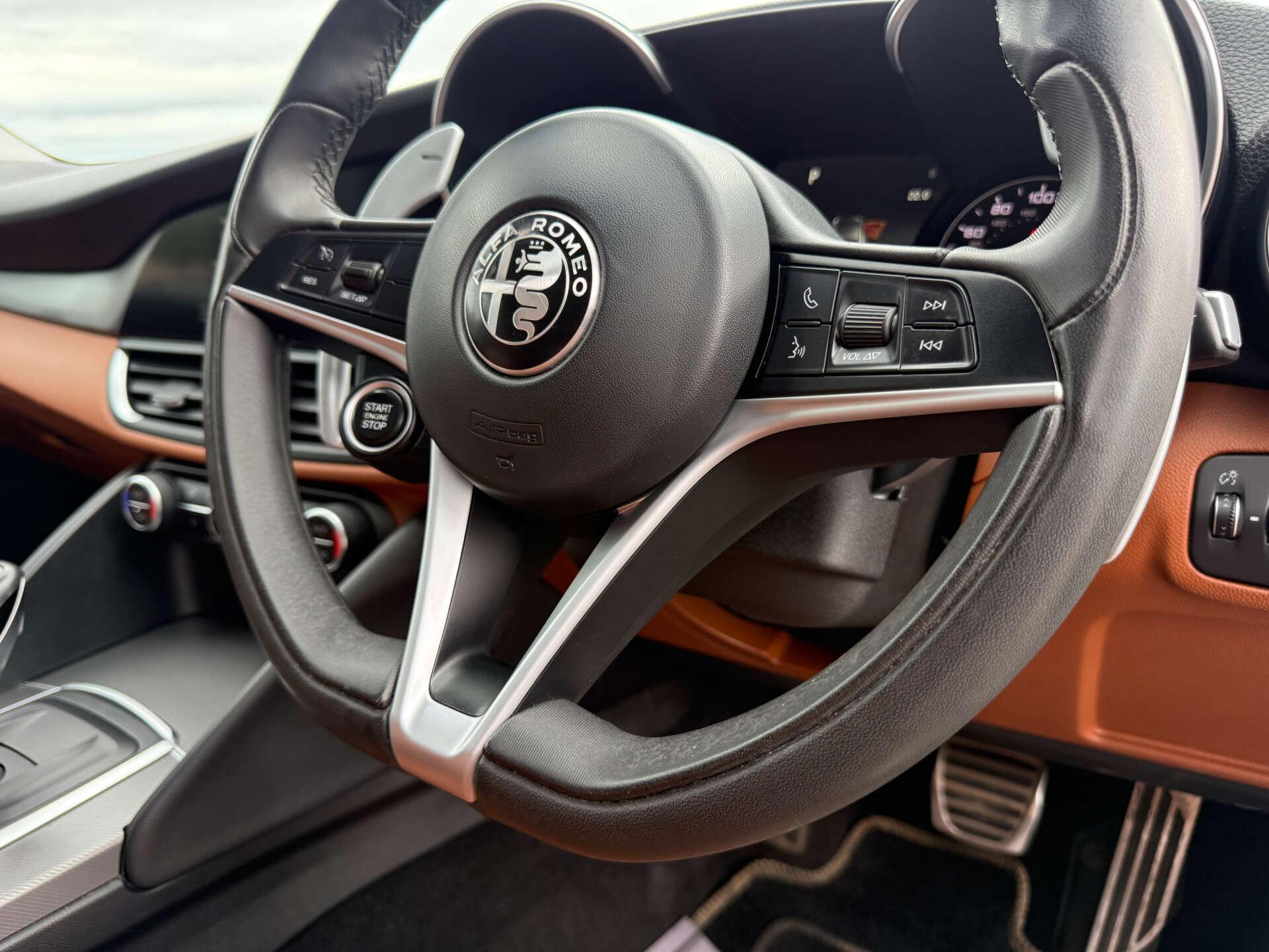 Alfa Romeo Giulia view 35
