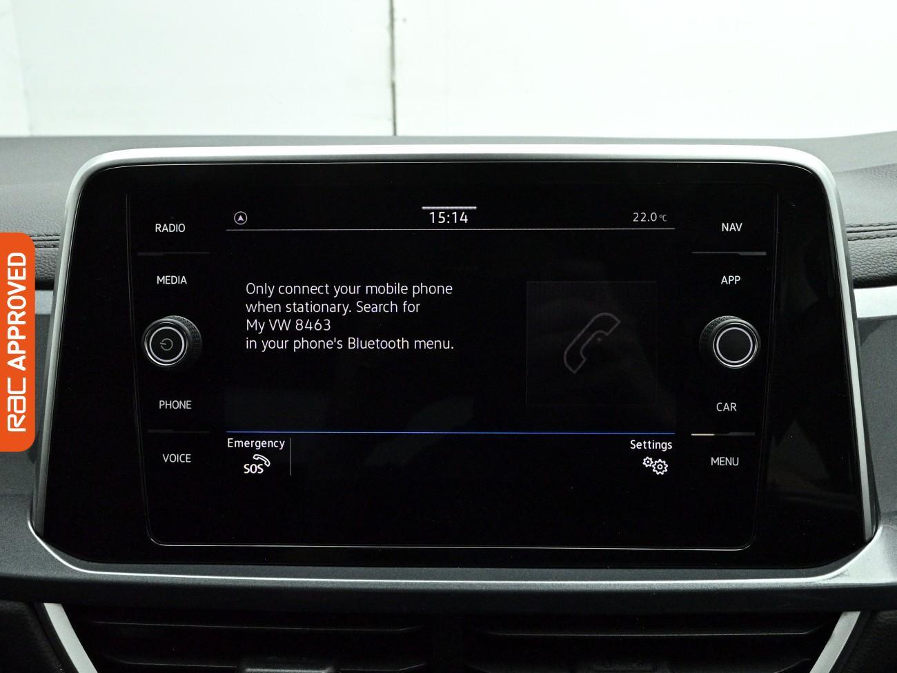 Volkswagen T-Roc view 14