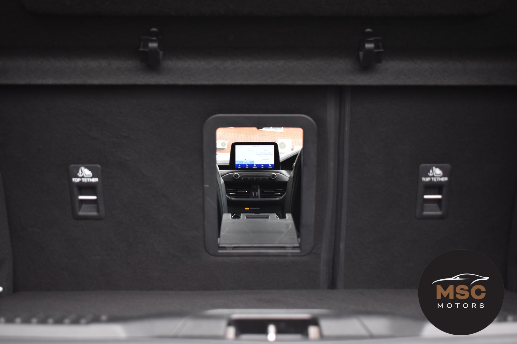 Ford Focus view 59
