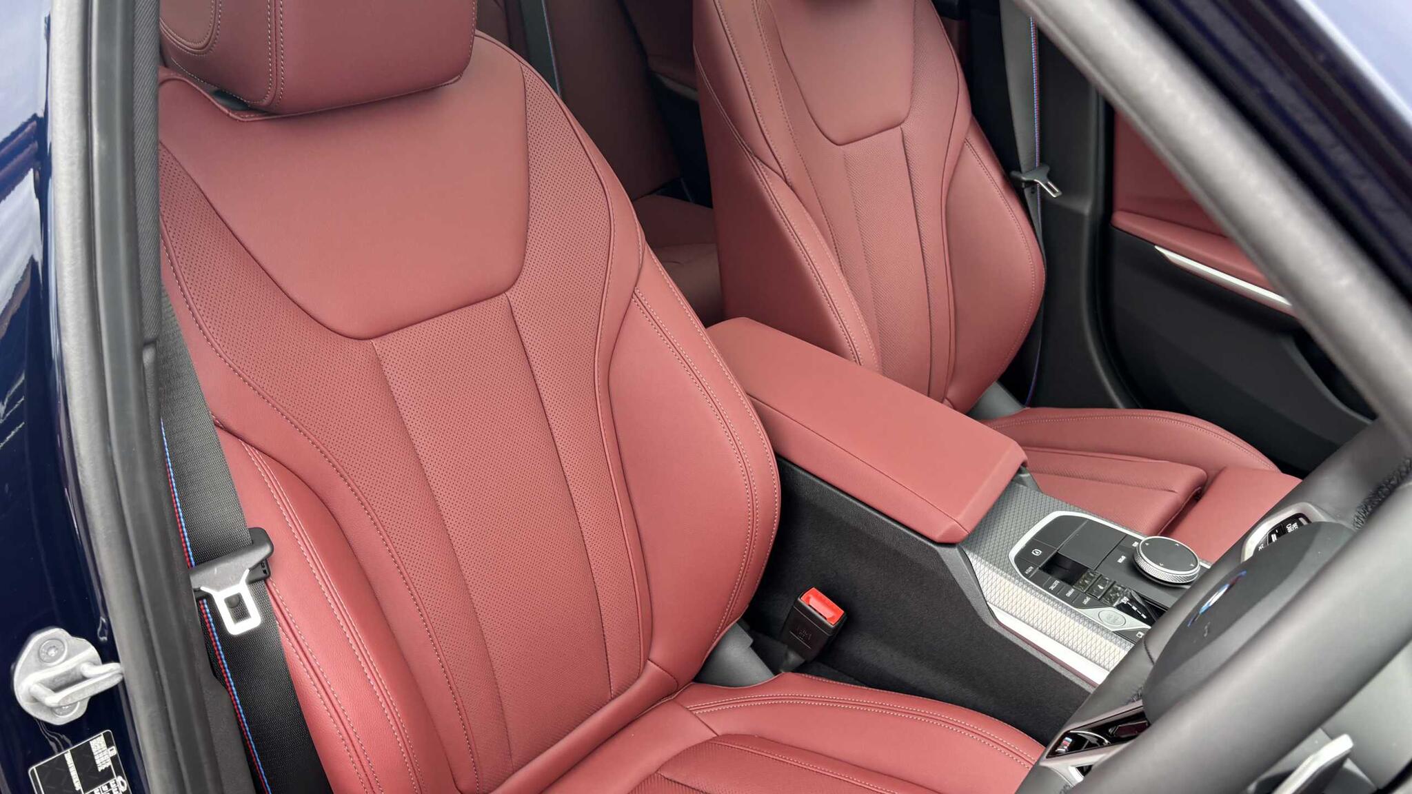 BMW 3 Series view 7