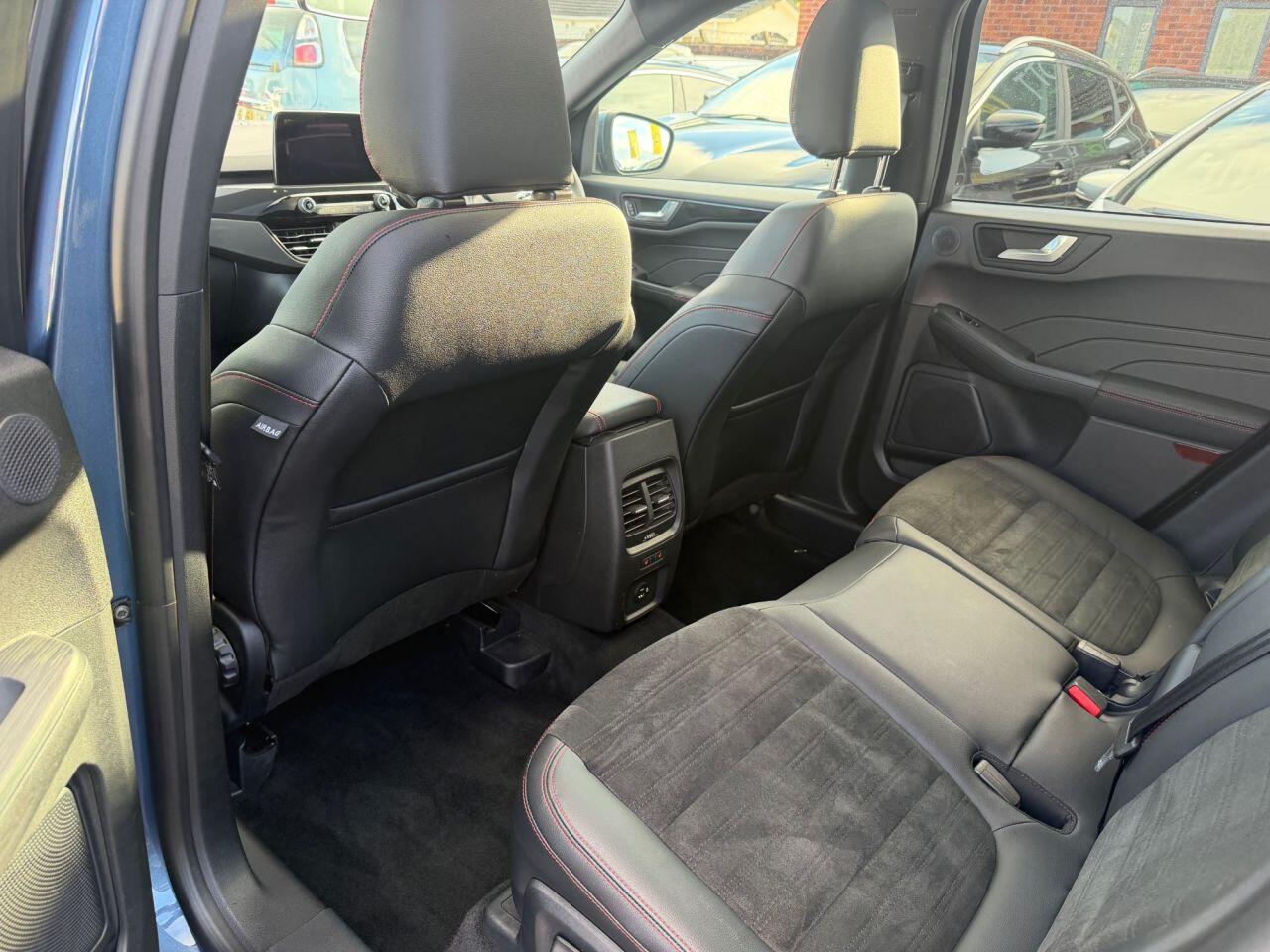 Ford Kuga view 40