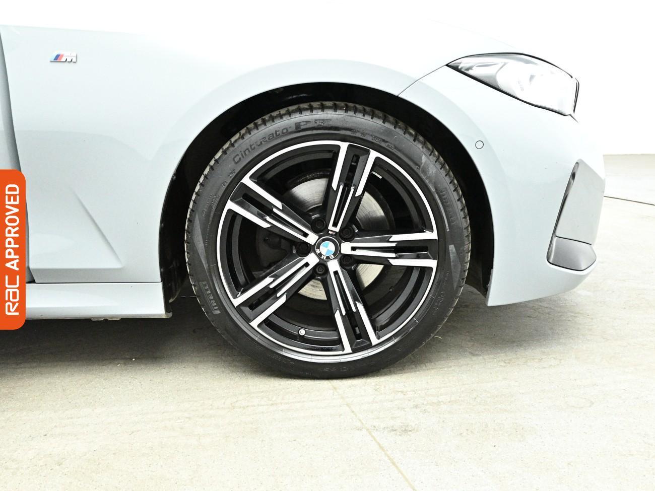 BMW 3 Series view 25