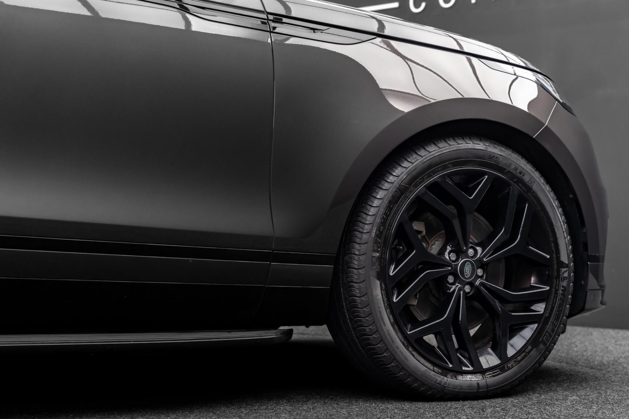 Land Rover Range Rover Velar view 46