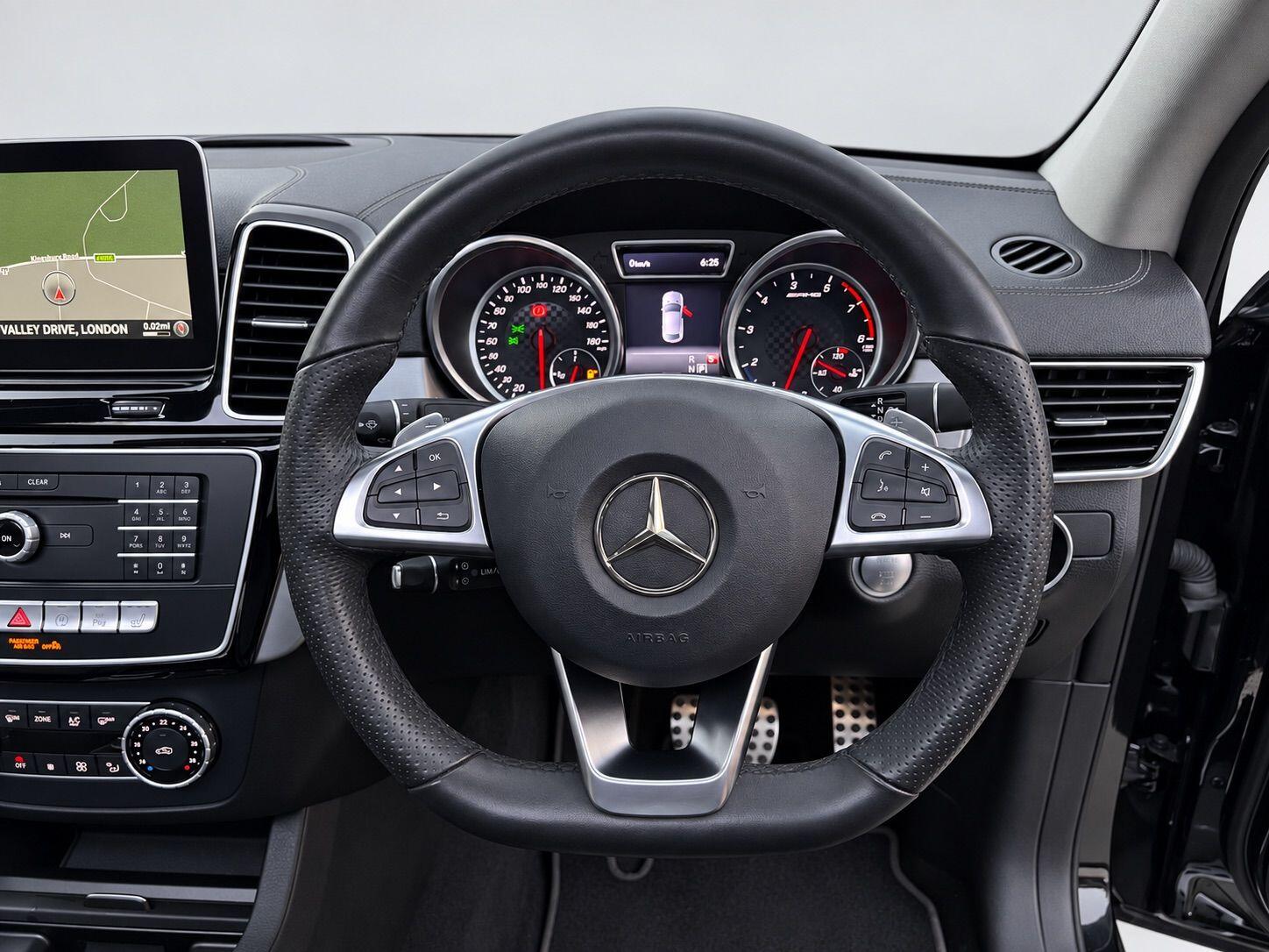 Mercedes-Benz Gle view 32