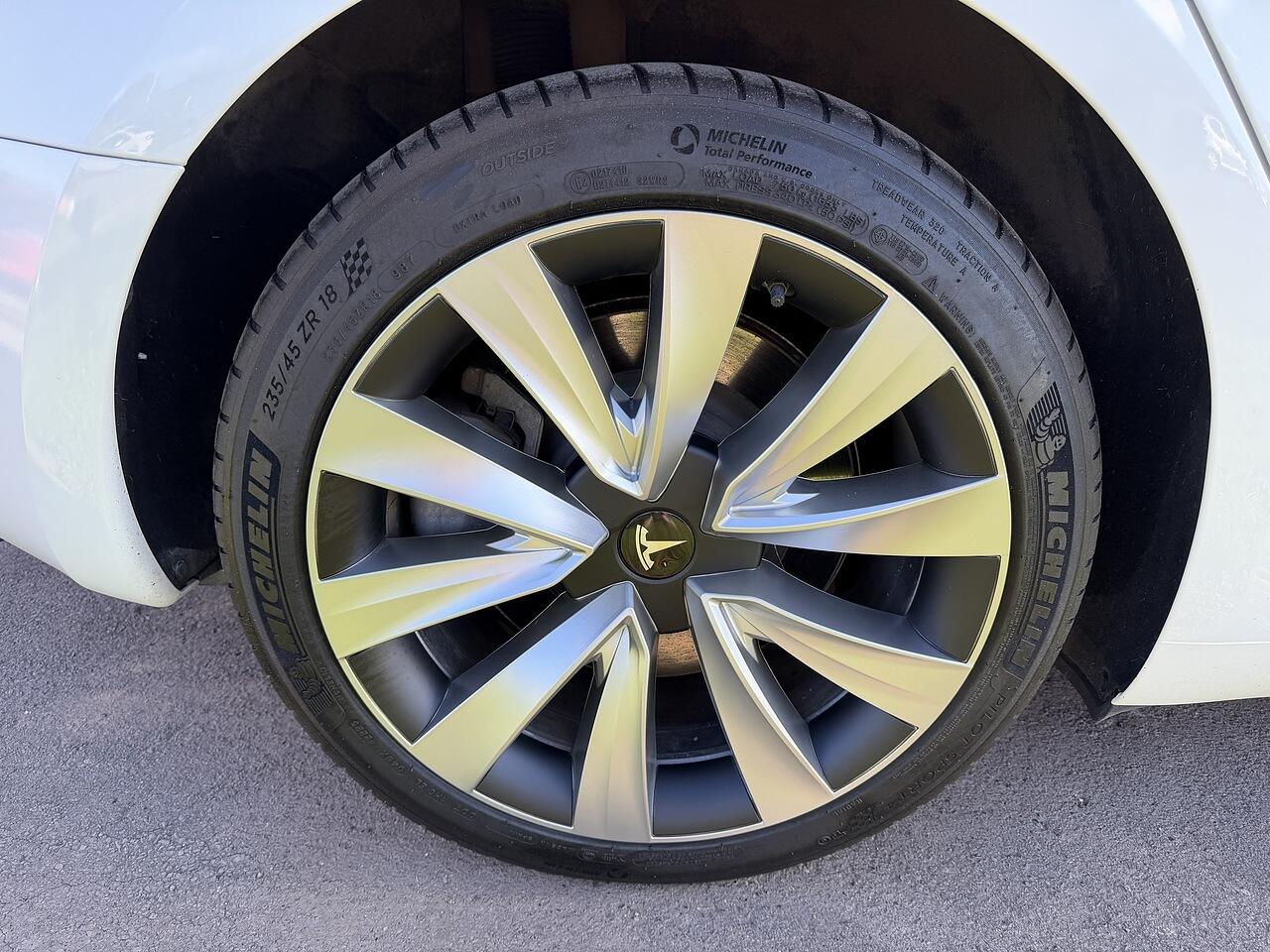 Tesla Model 3 view 19