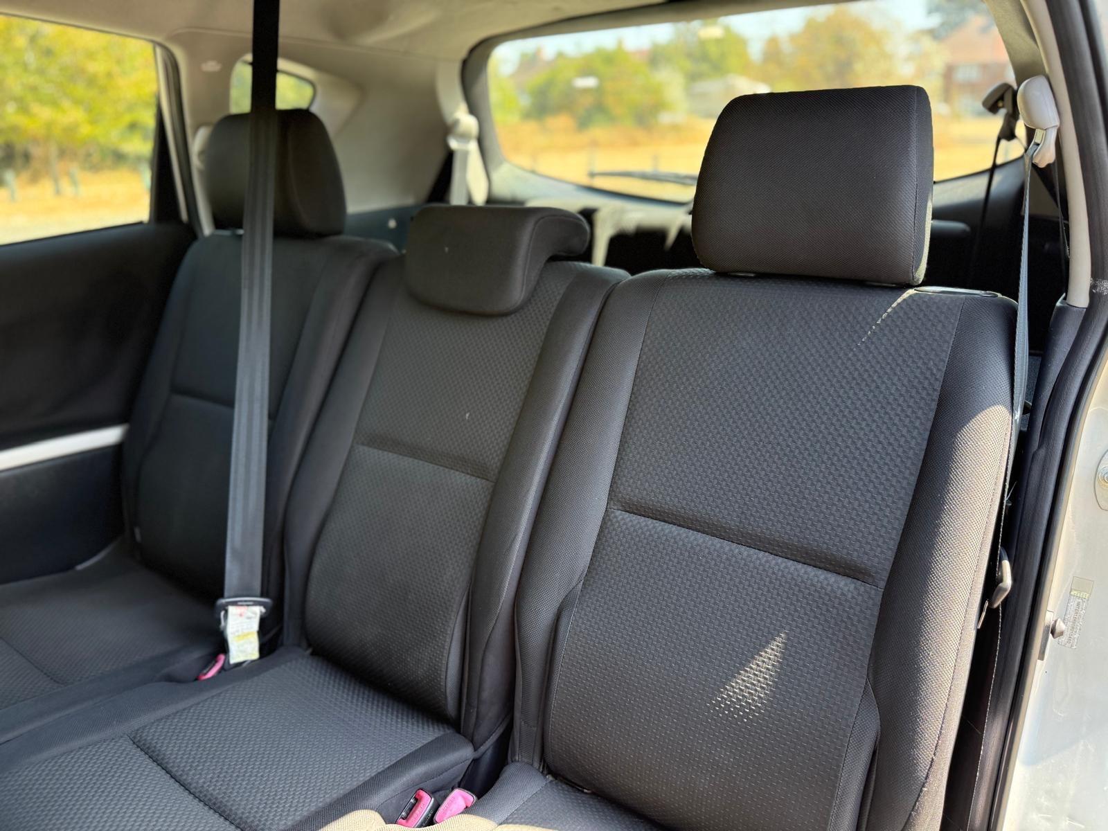 Toyota Corolla Verso view 41