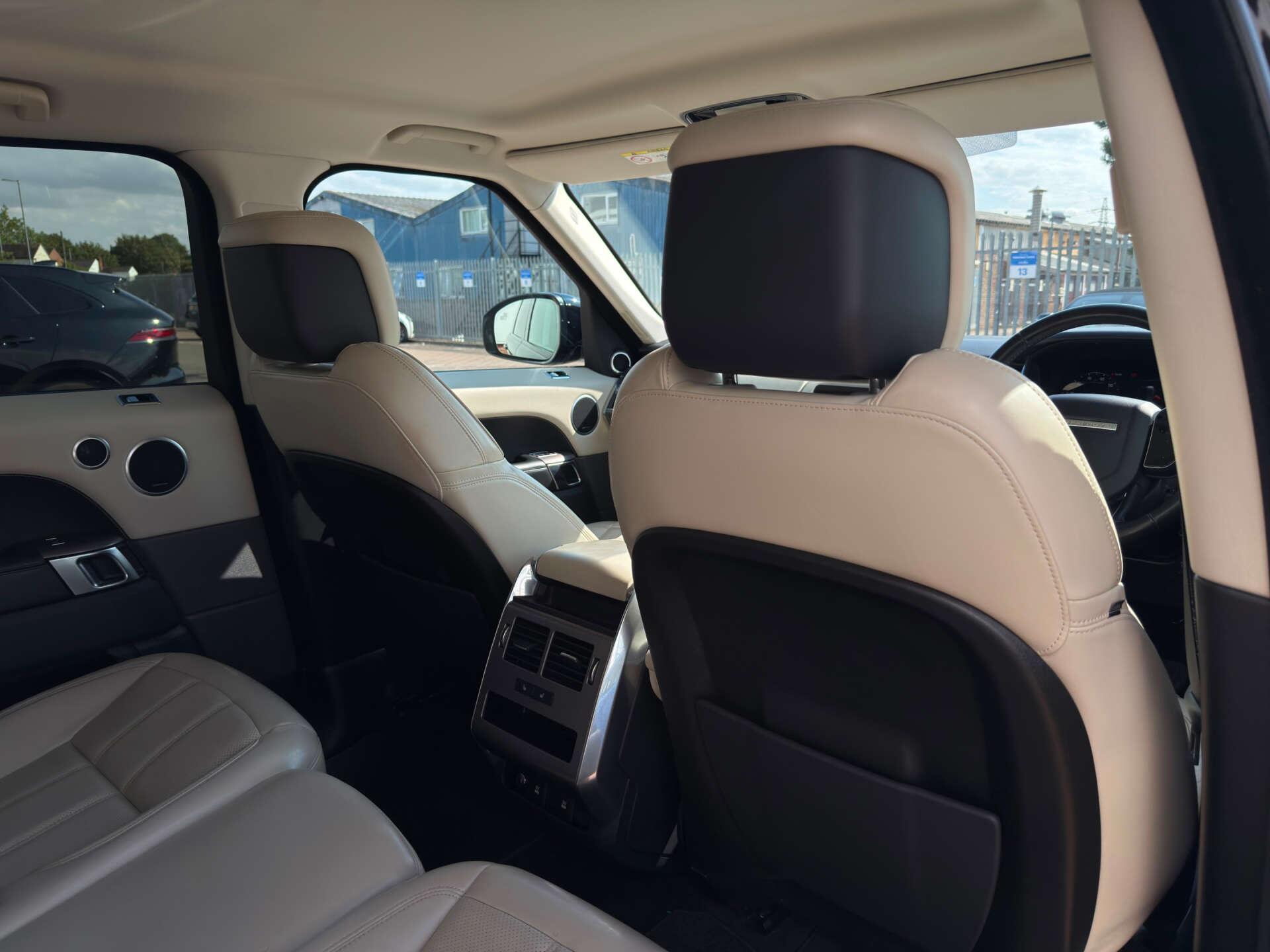 Land Rover Range Rover Sport view 27