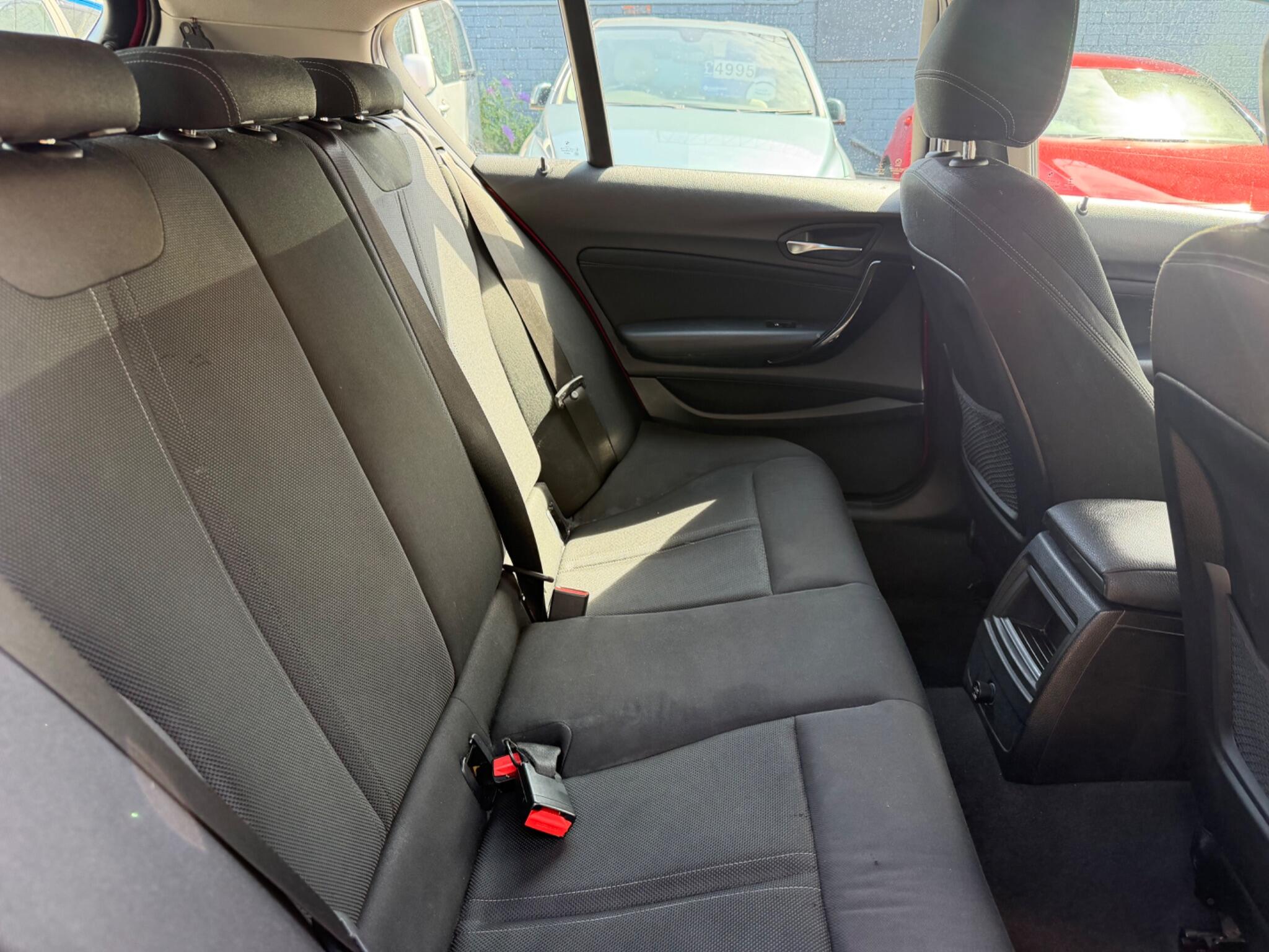 BMW 1 Series view 20