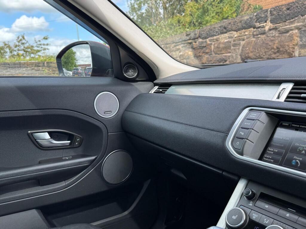 Land Rover Range Rover Evoque view 8