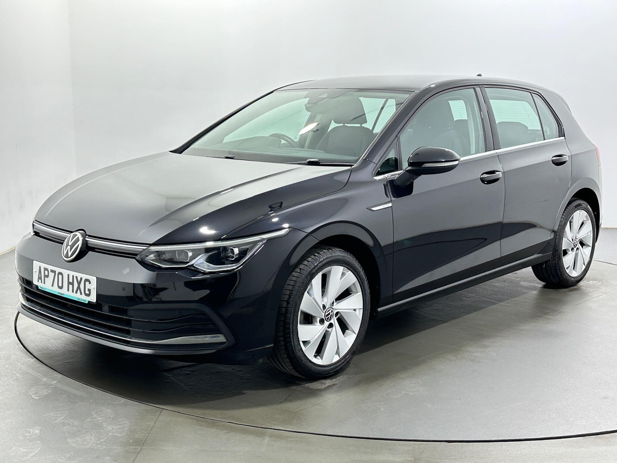 Volkswagen Golf view 4