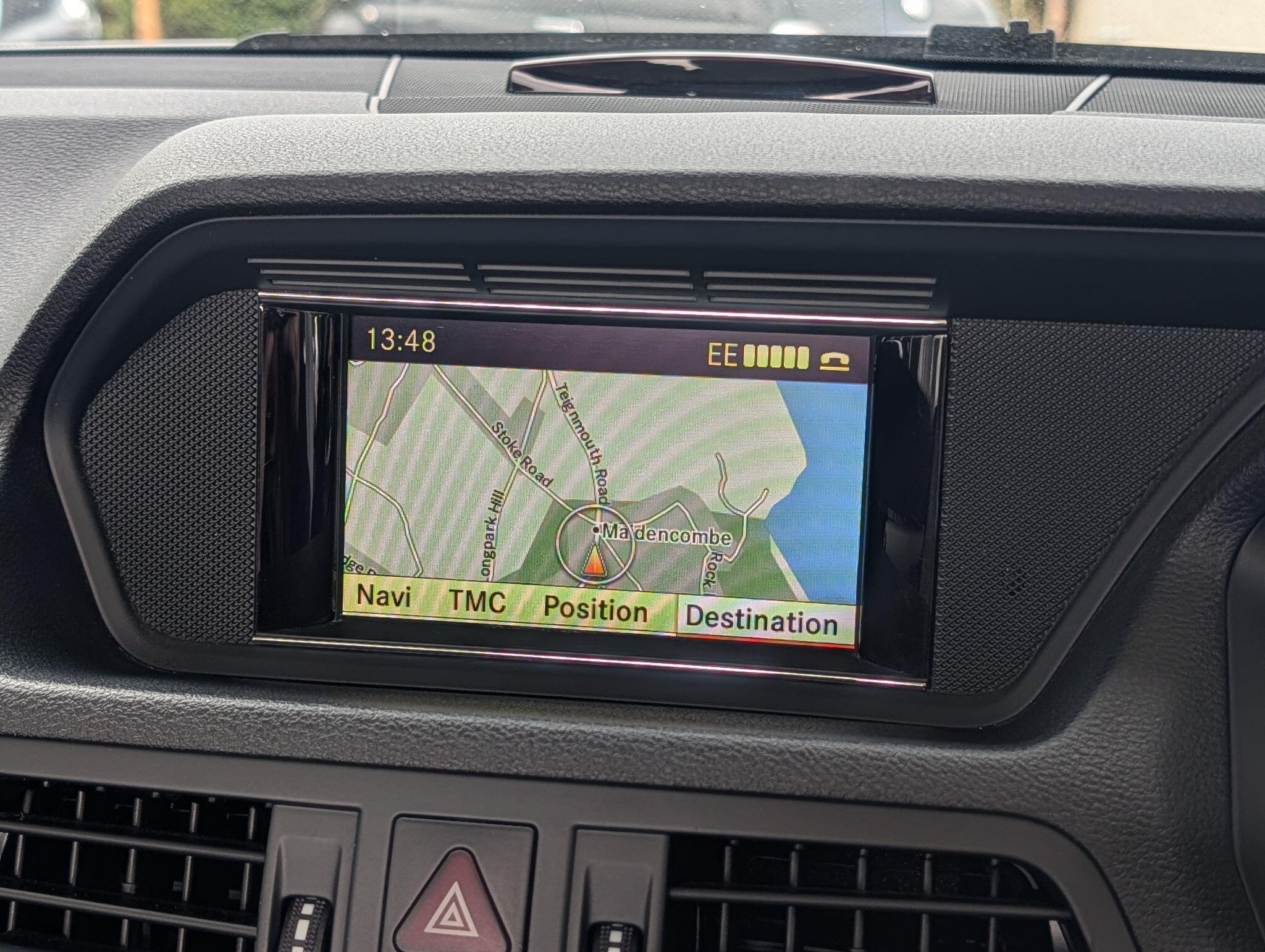 Mercedes-Benz E-Class view 54