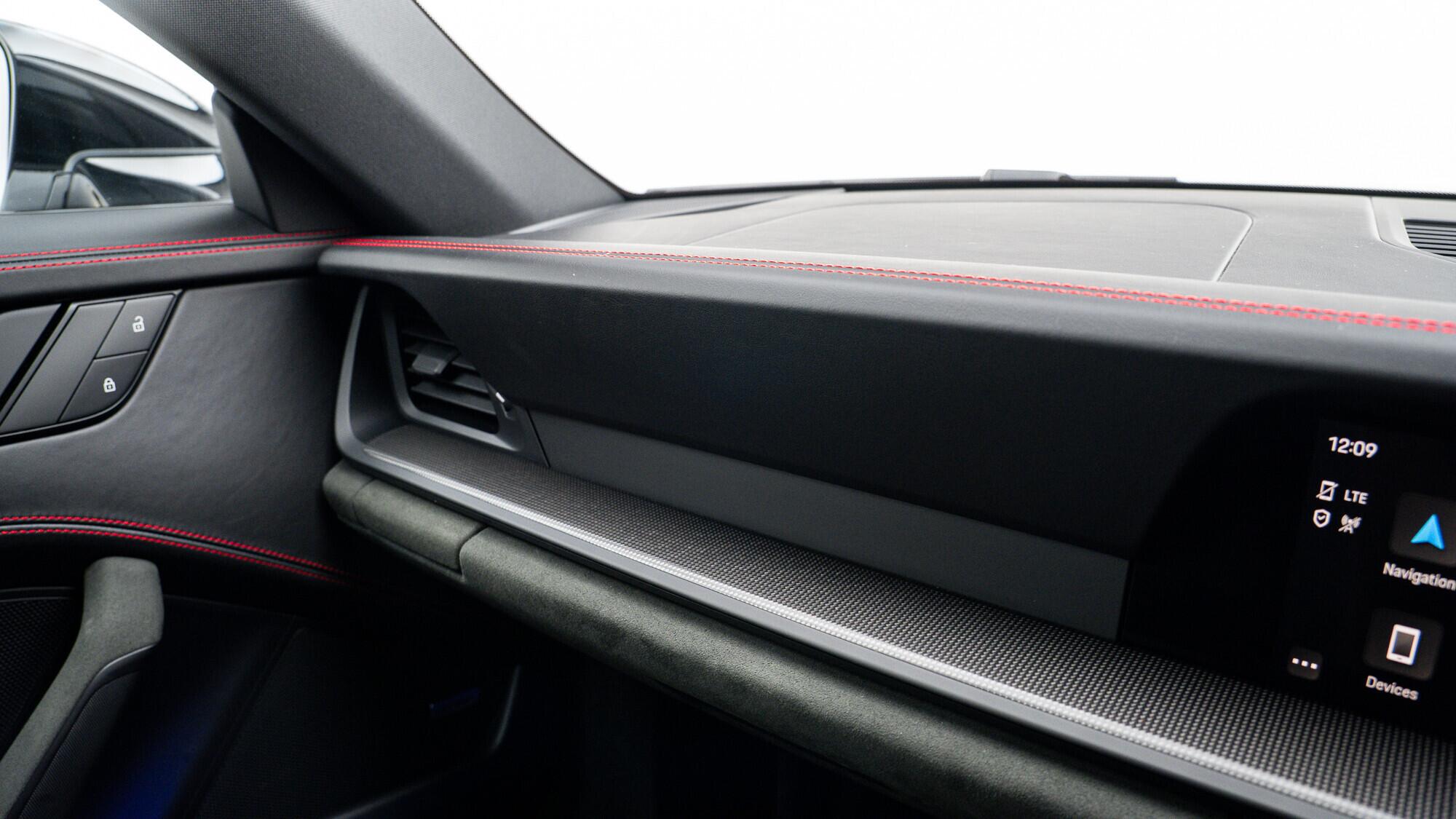 Porsche 911 view 55