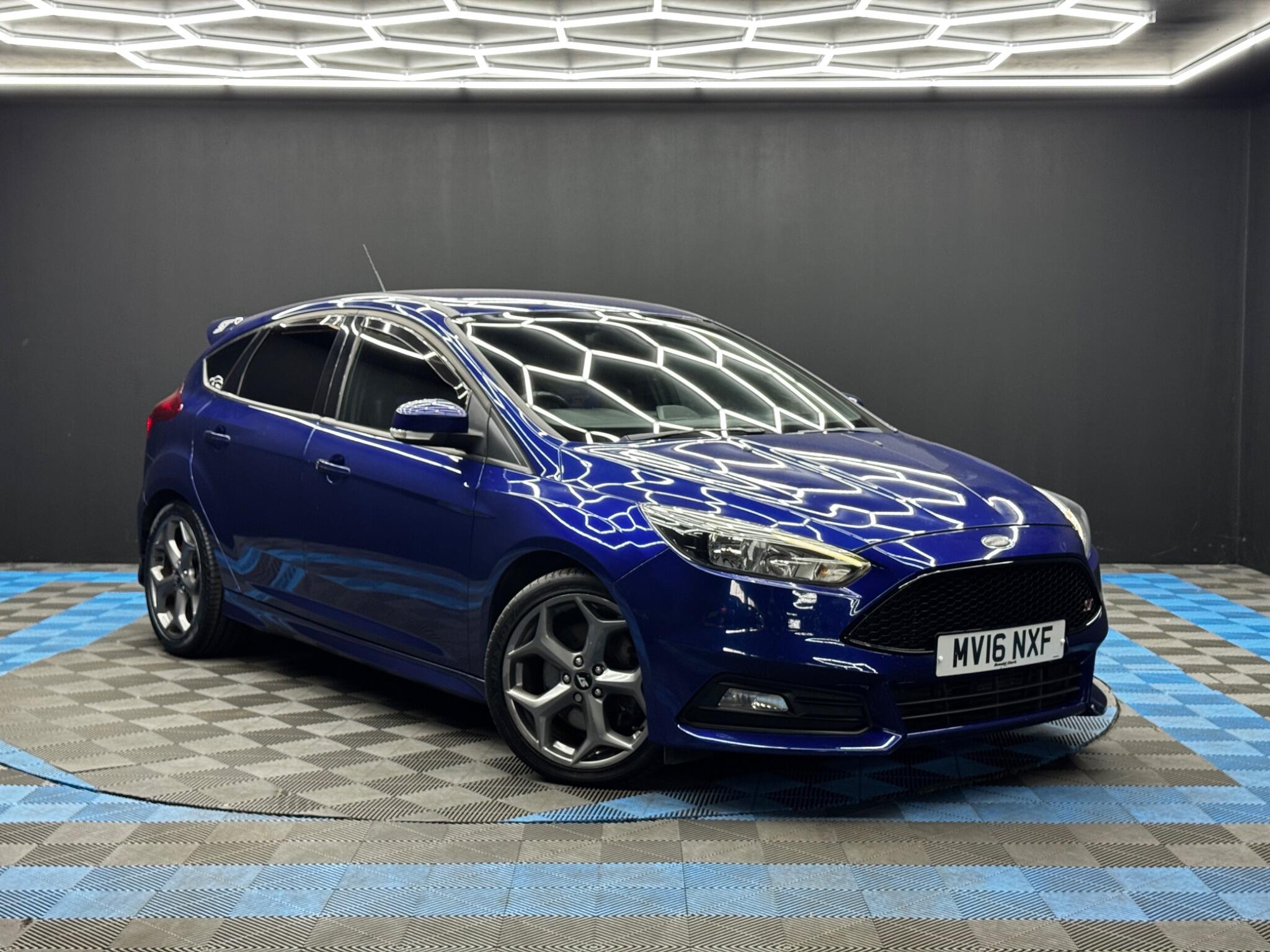 2016 Ford Focus in Blue for sale