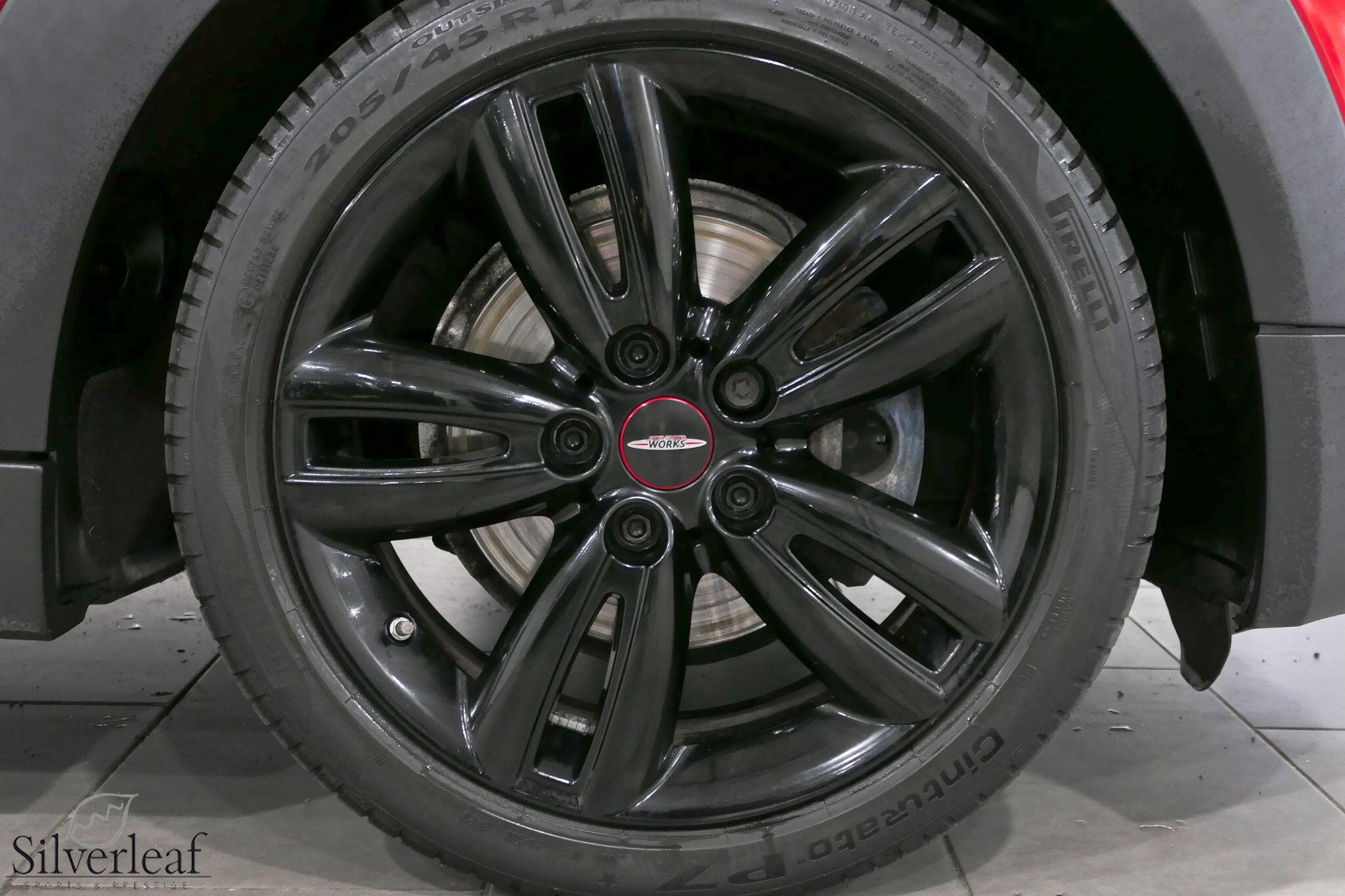 Mini Cooper view 9