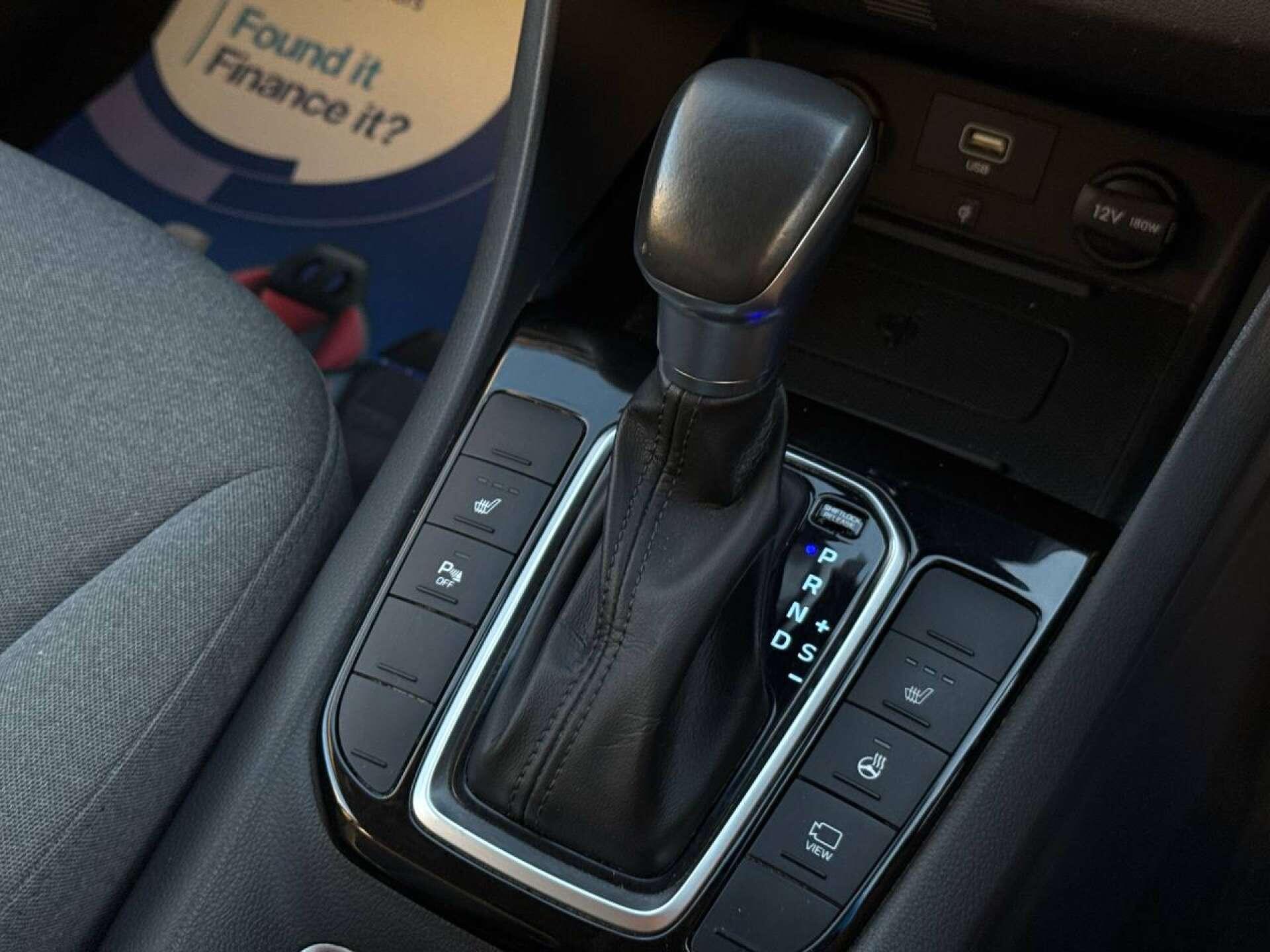 Hyundai Ioniq view 58