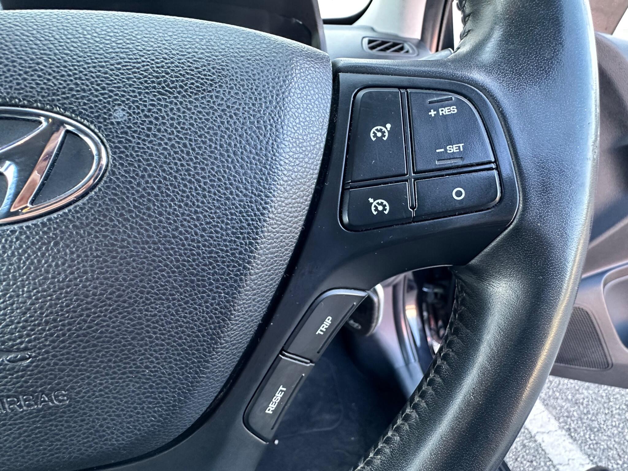 Hyundai I10 view 16