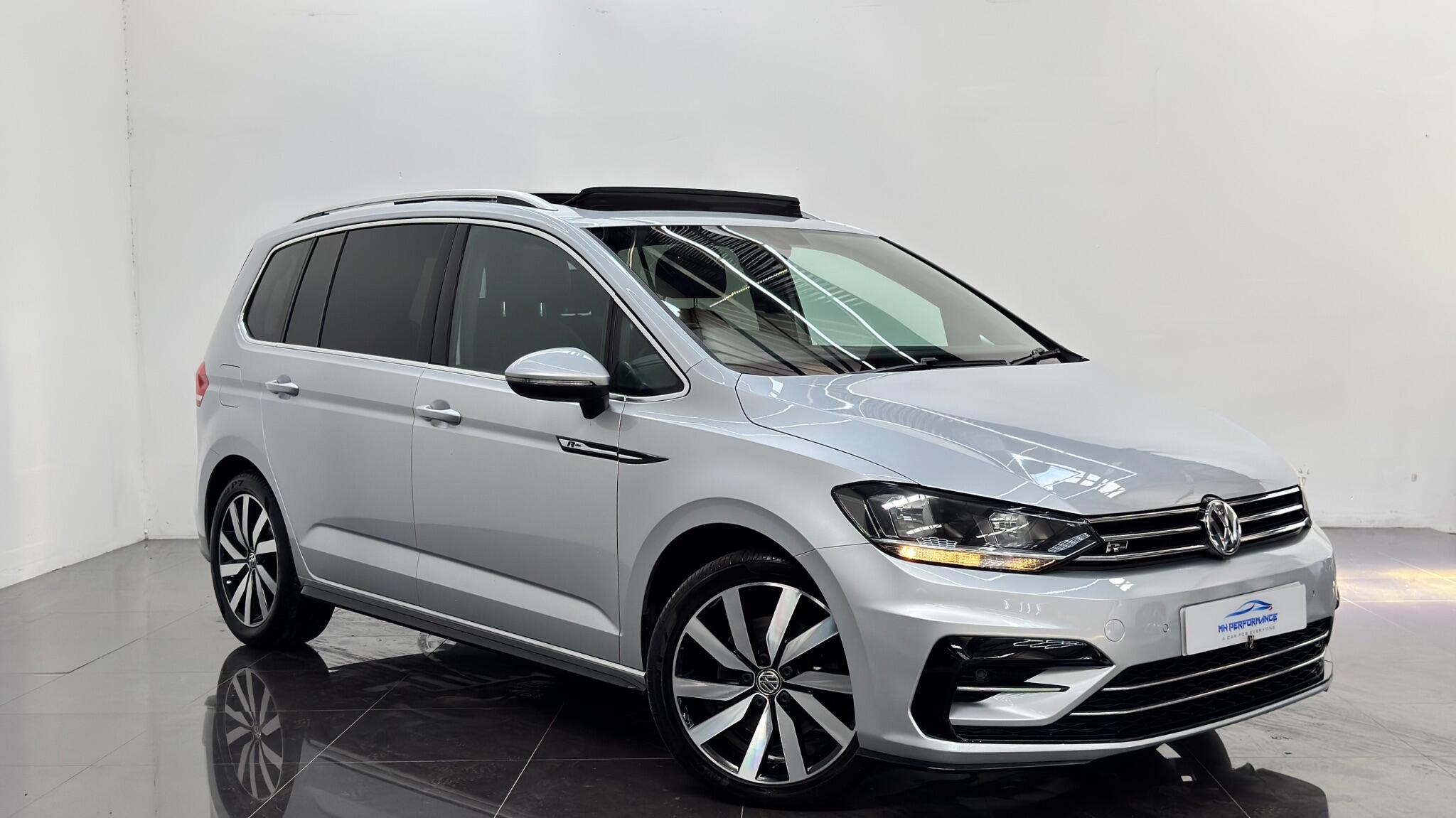 Volkswagen Touran view 18
