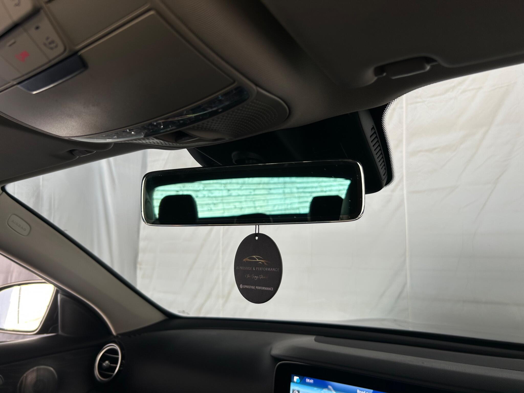 Mercedes-Benz E Class view 60