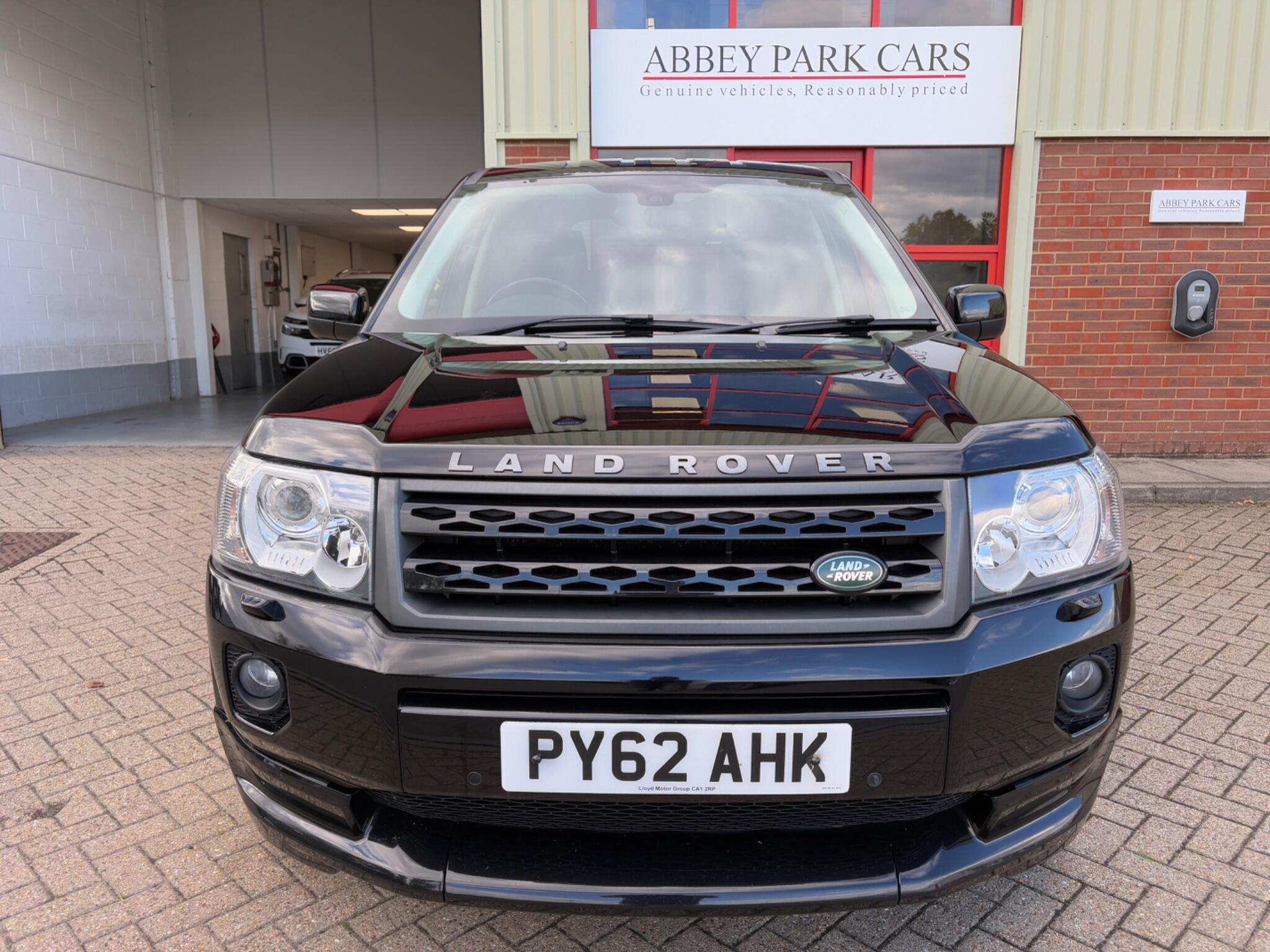 Land Rover Freelander view 8
