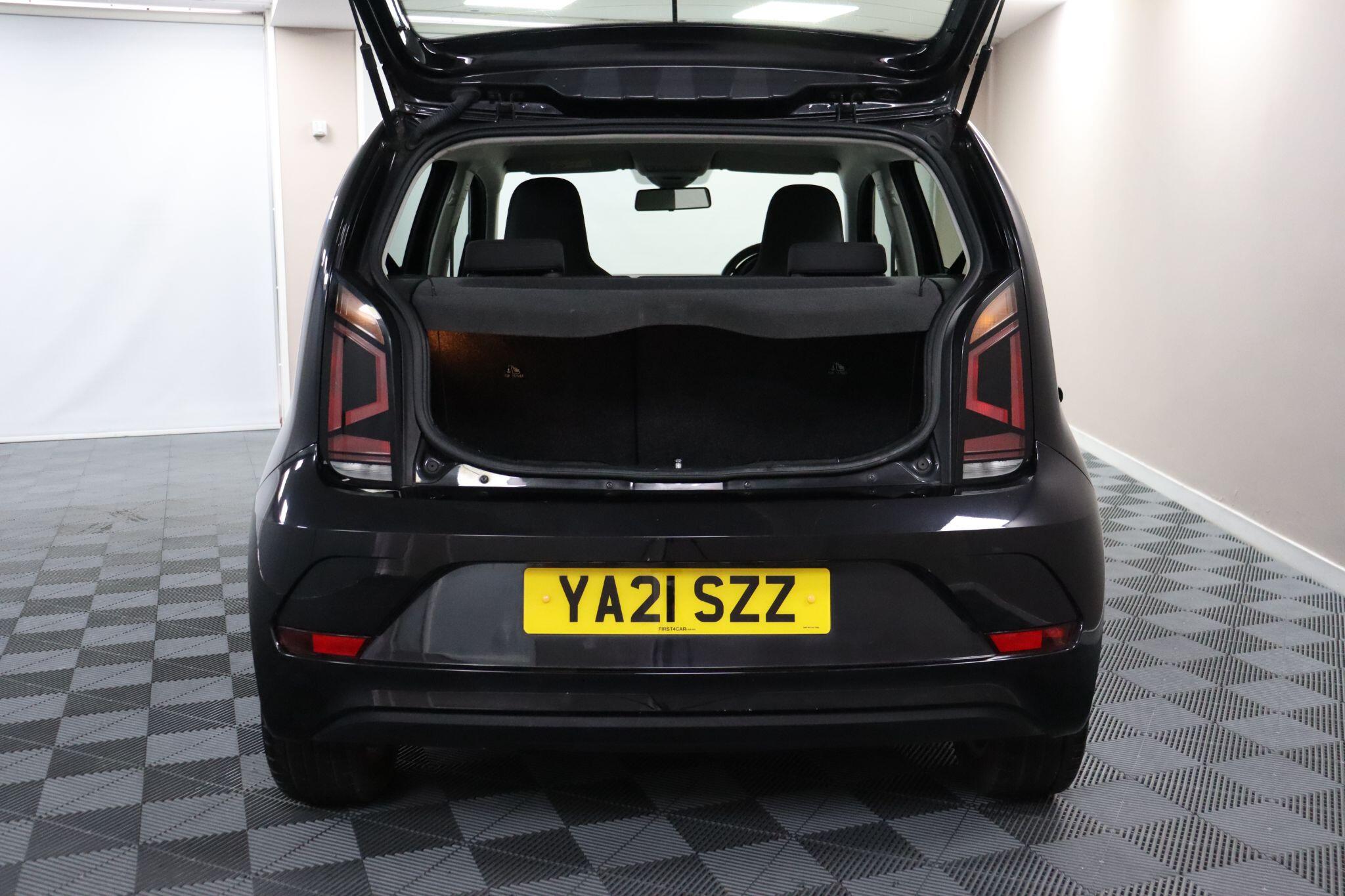 Volkswagen Up! view 14