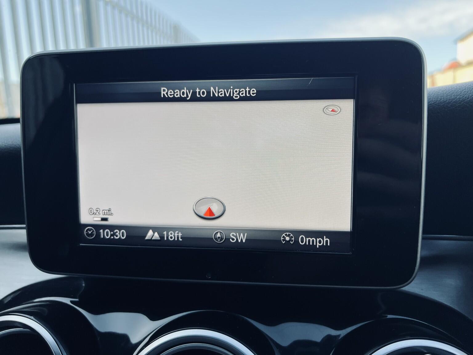 Mercedes-Benz C-Class view 17