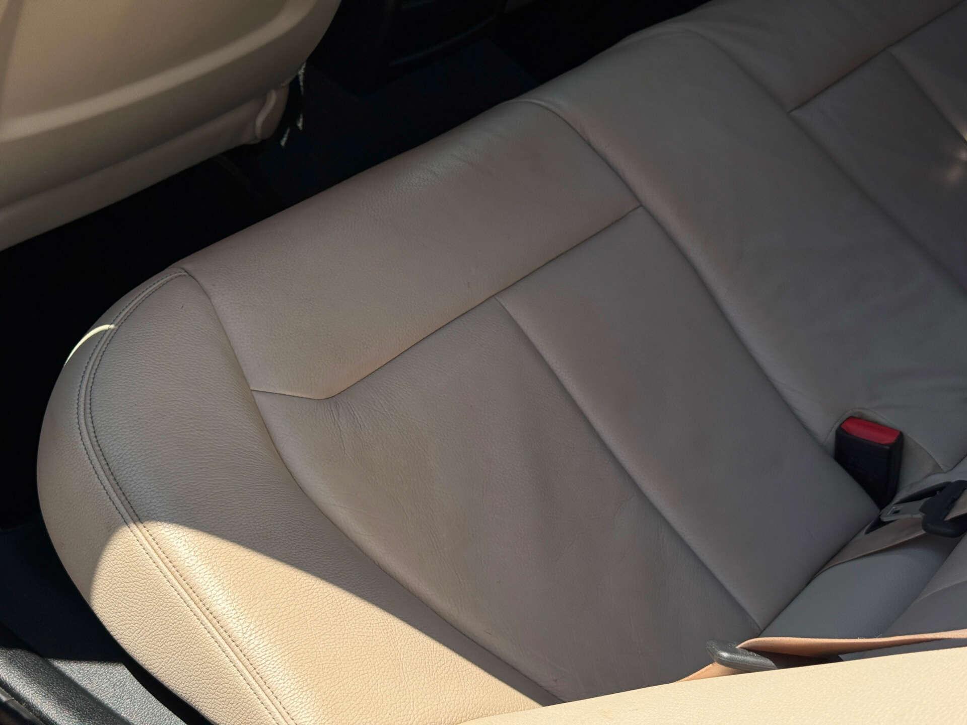 BMW 3 Series view 37