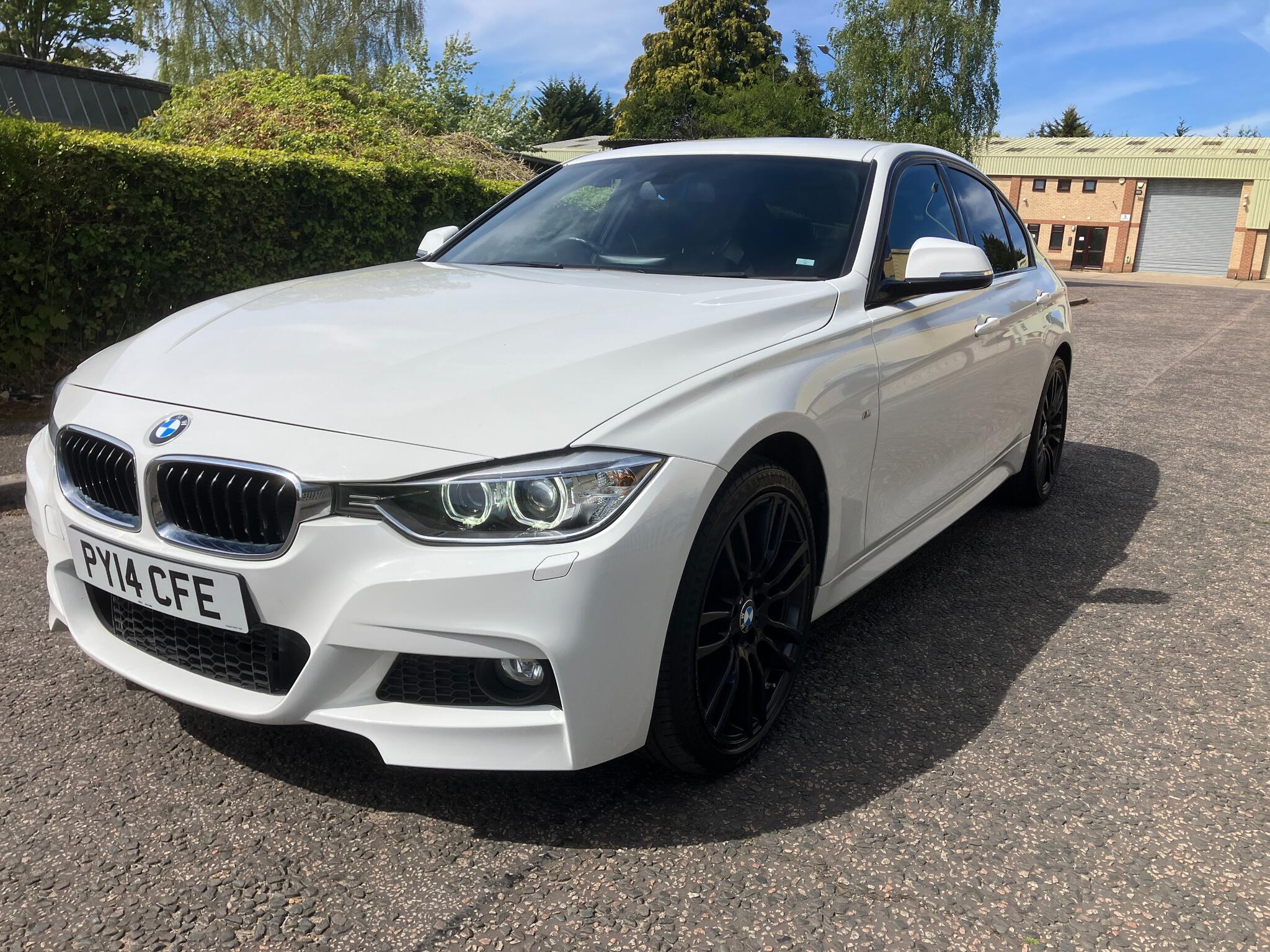 BMW 3 Series view 3