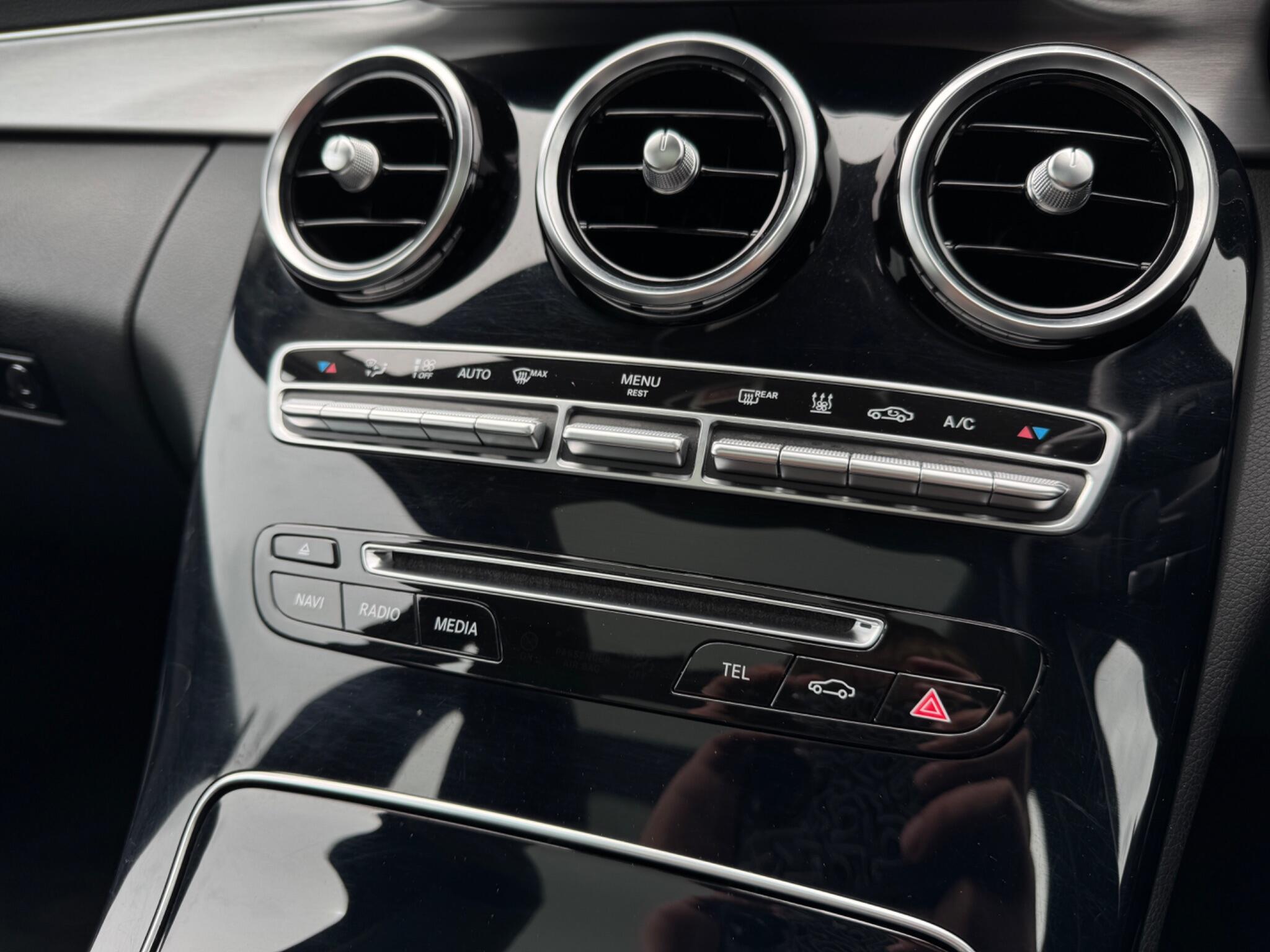 Mercedes-Benz C-Class view 66