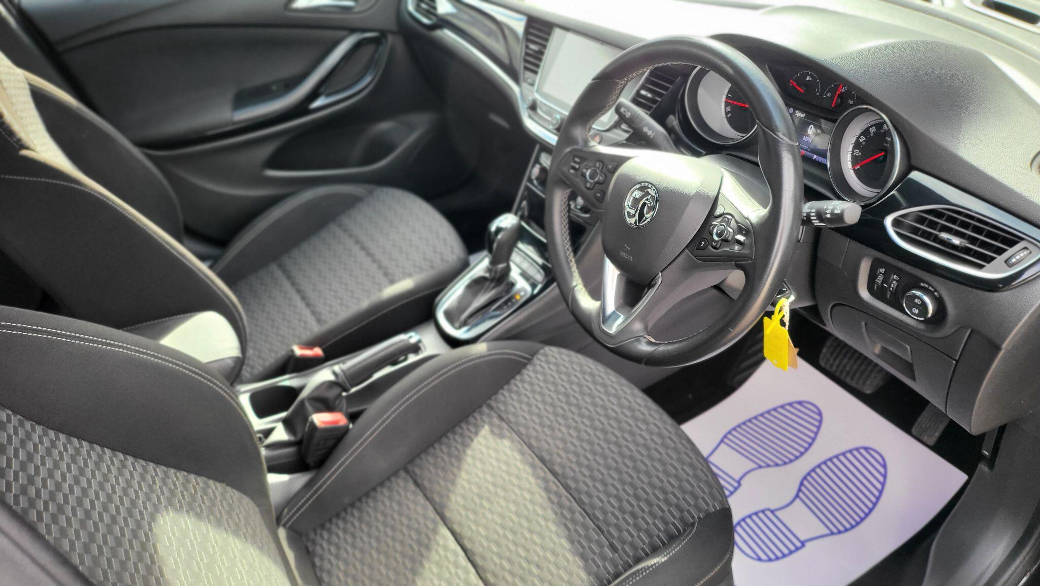 Vauxhall Astra view 12