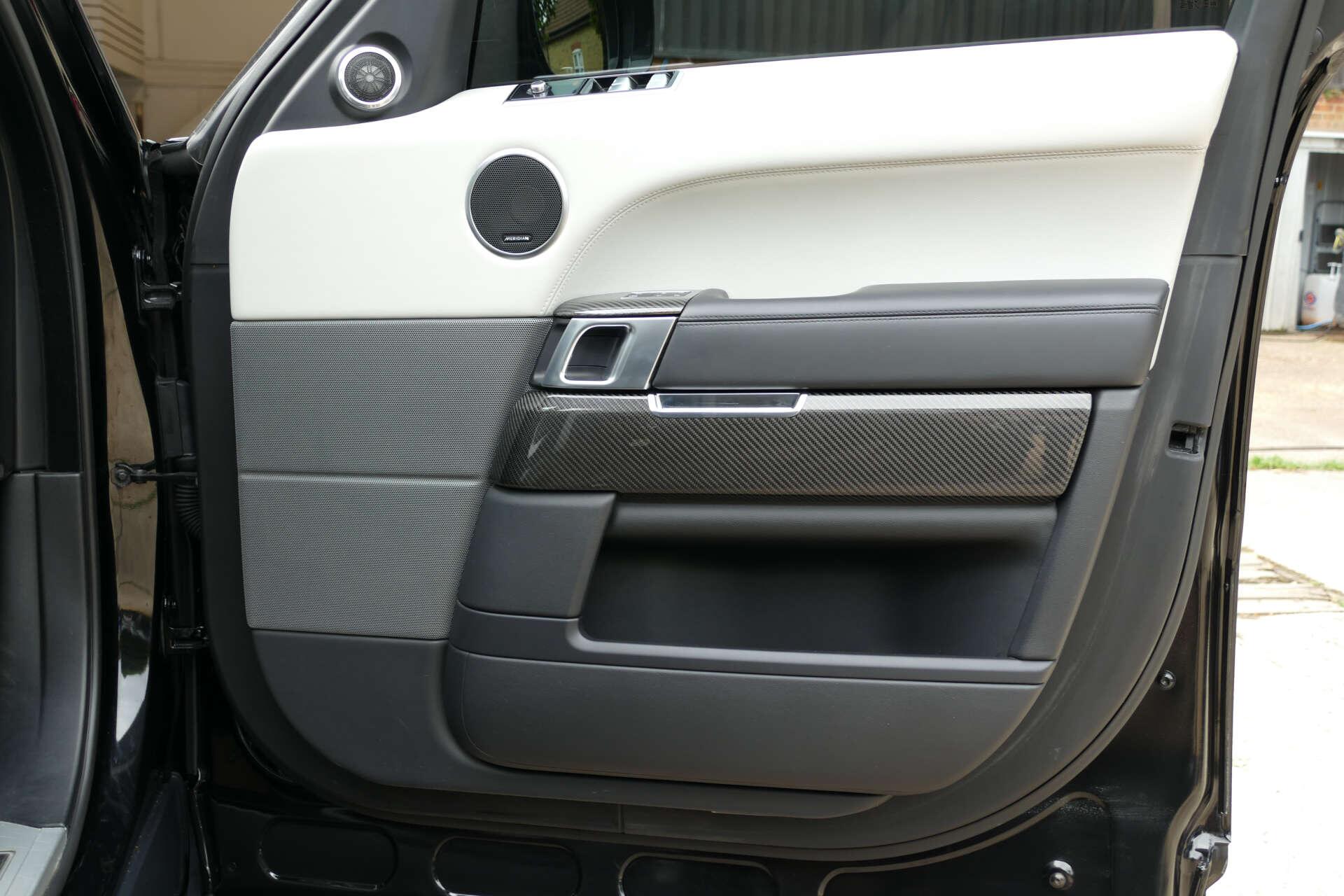 Land Rover Range Rover Sport view 30