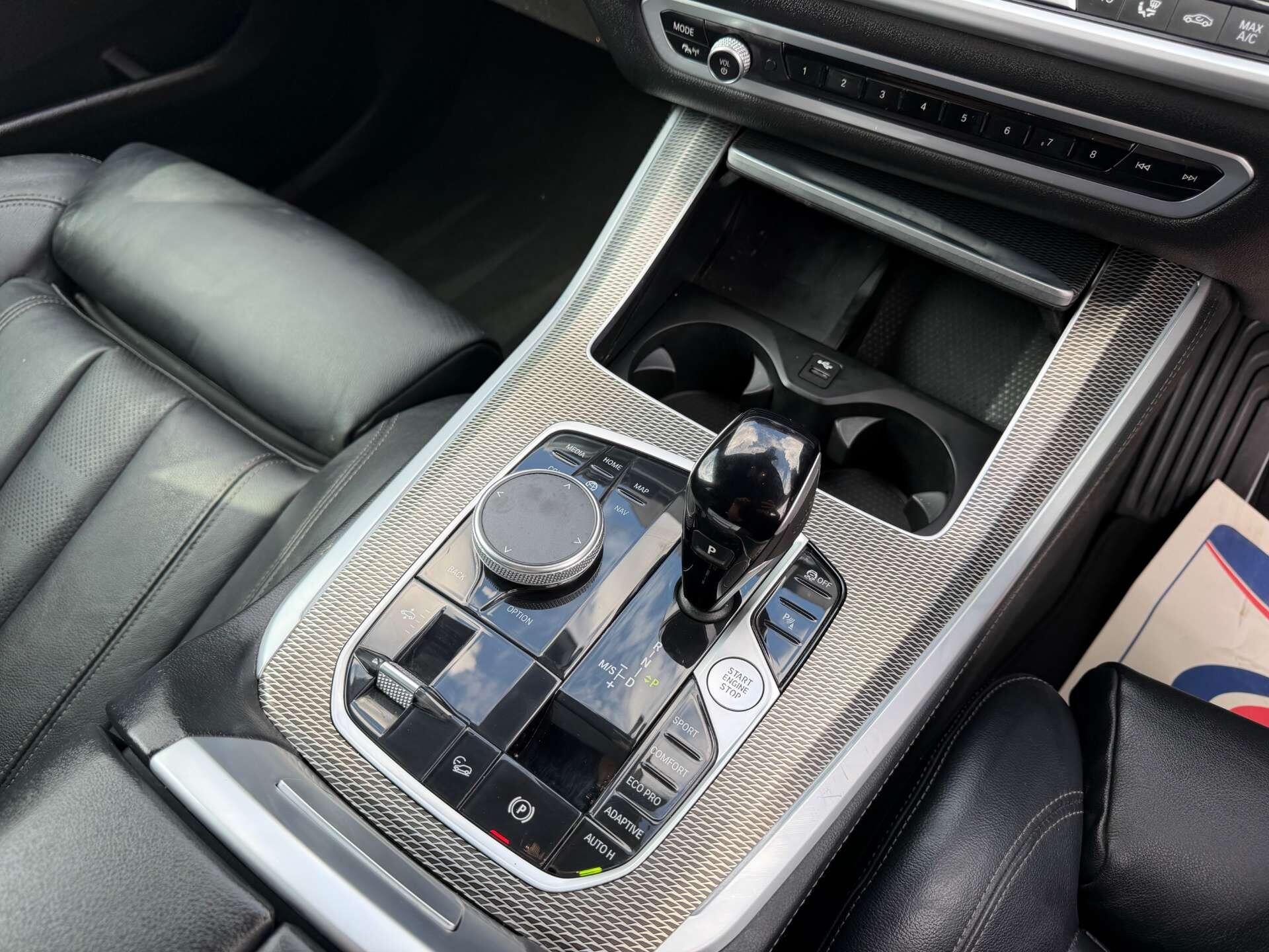 BMW X5 view 21