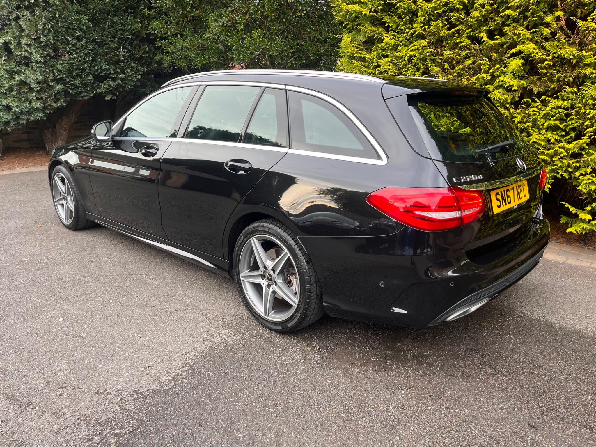 Mercedes-Benz C-Class view 11