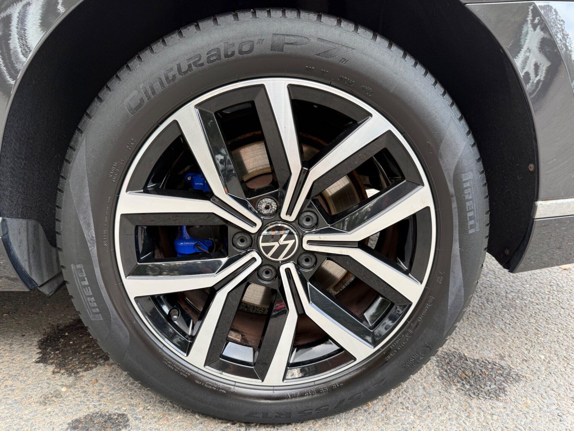 Volkswagen Passat view 56